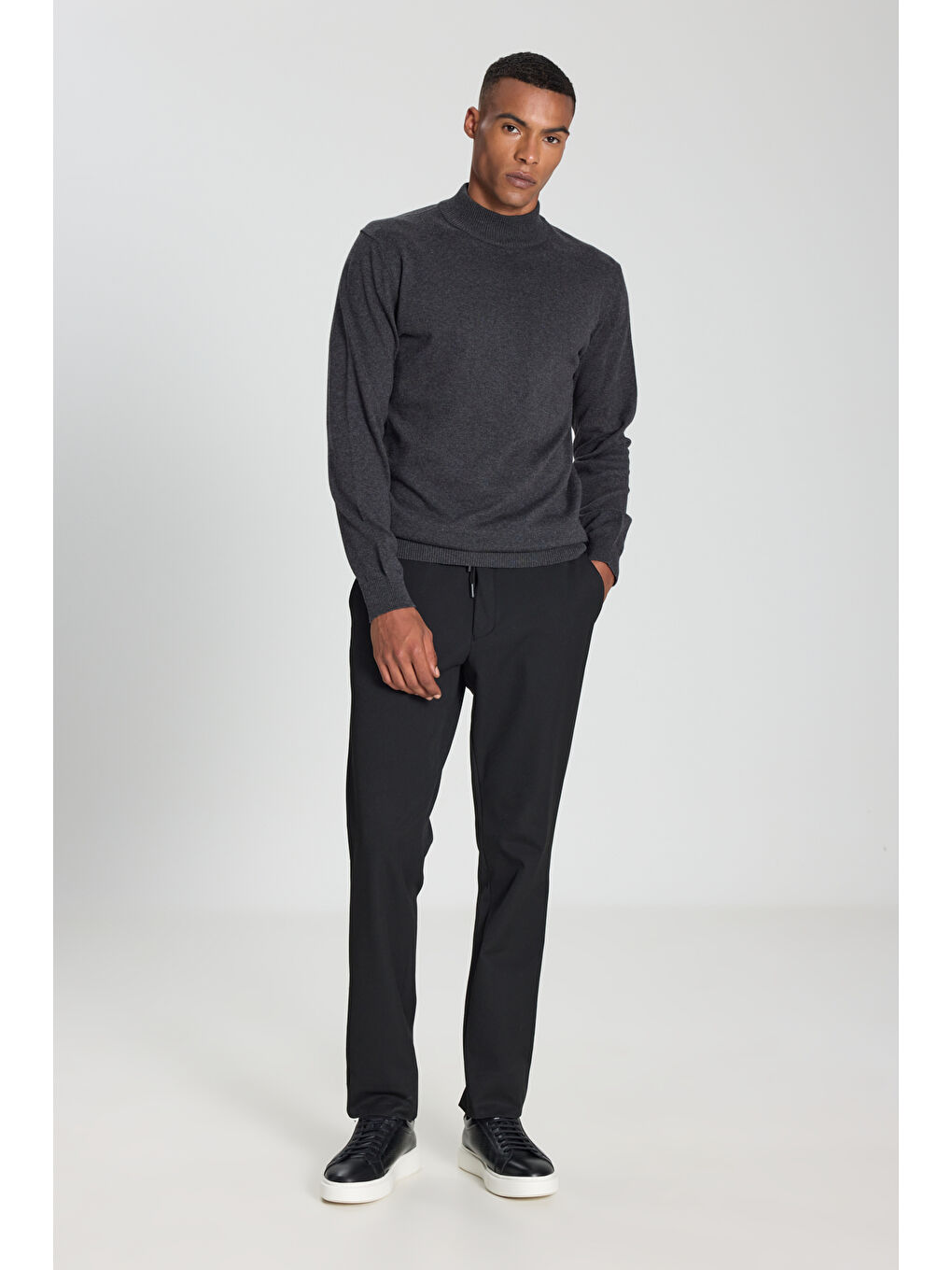 Erkek Antrasit-Melanj Pamuklu Standart Fit Normal Kesim Yarım Balıkçı Yaka Triko Kazak-1