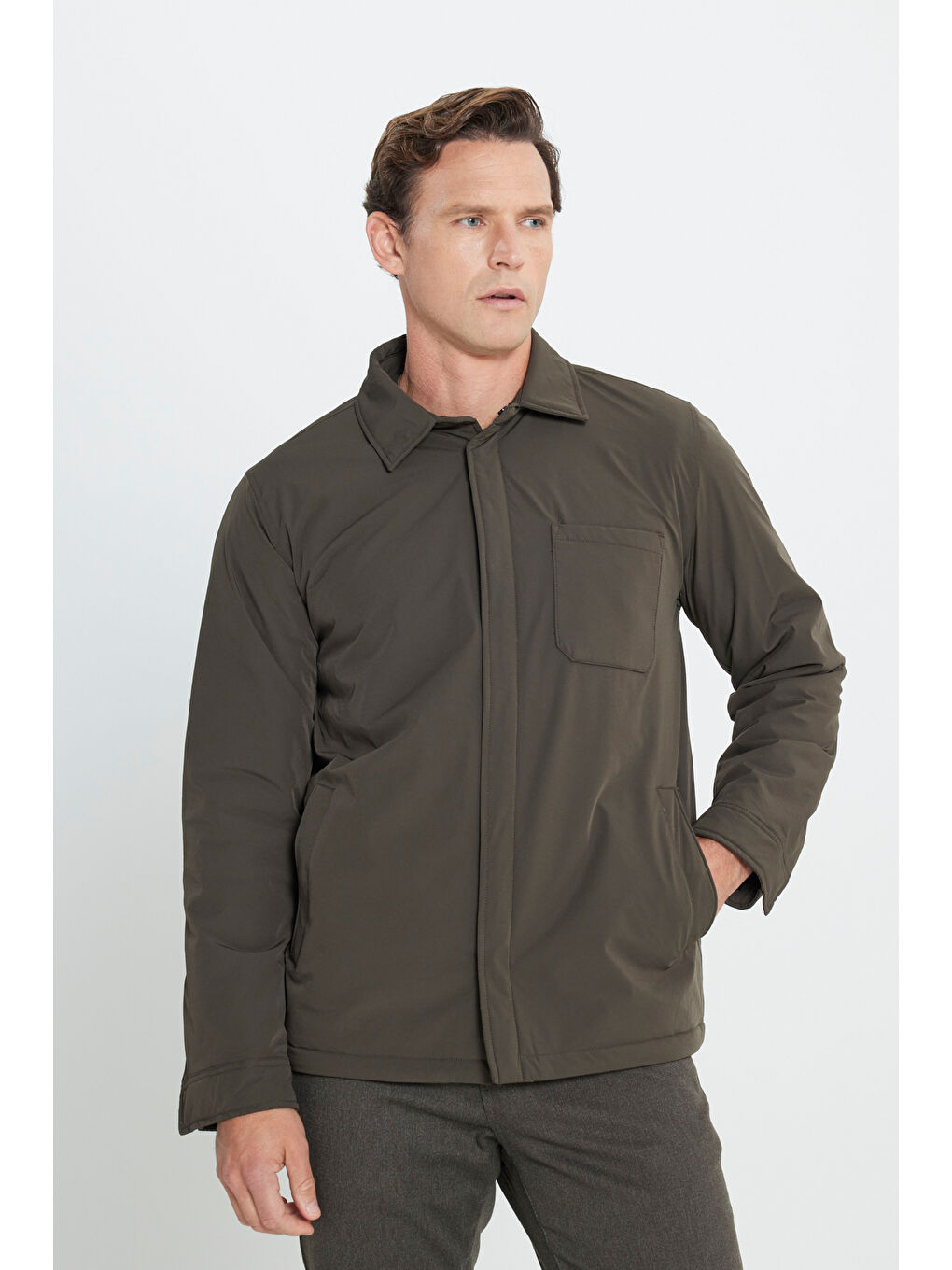 Erkek Haki Su İtici Standart Fit Normal Kesim Cepli Gömlek Yaka Mont-2
