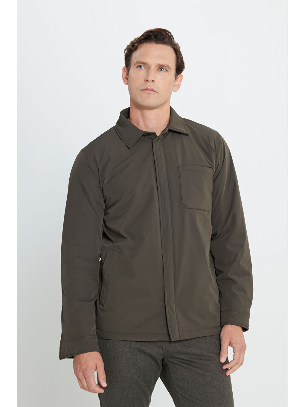 Erkek Haki Su İtici Standart Fit Normal Kesim Cepli Gömlek Yaka Mont-3