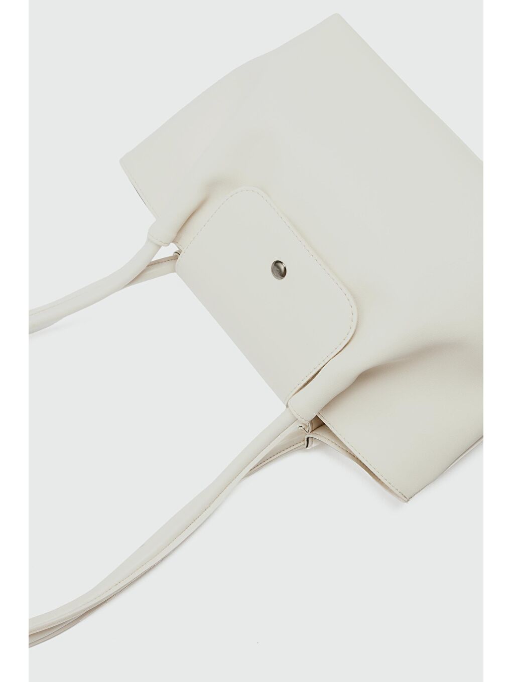 Ekru Lior Kapaklı Omuz Çanta Krem-3