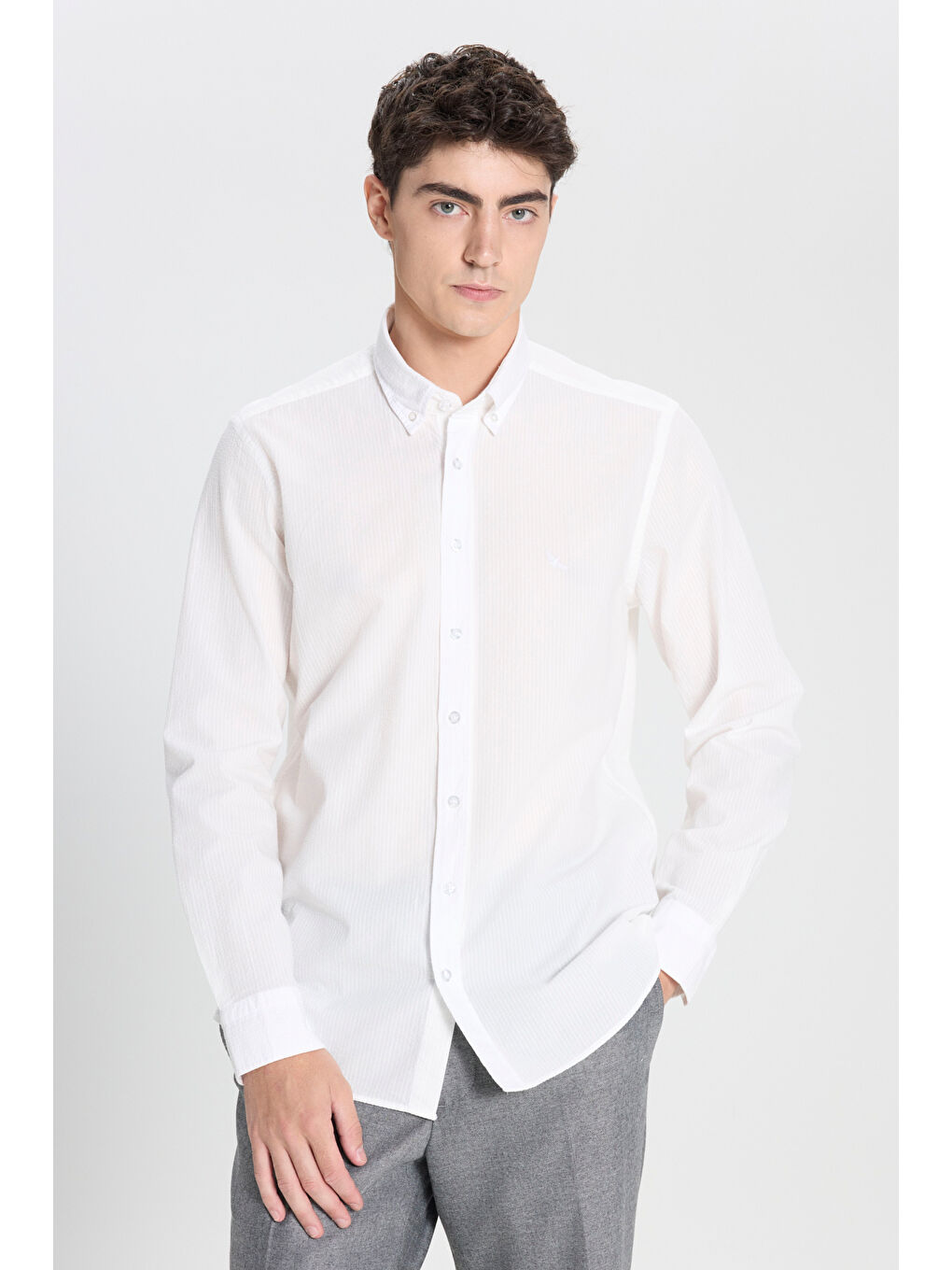 Erkek Beyaz Slim Fit Dar Kesim Düğmeli Yaka %100 Pamuk Gömlek-3