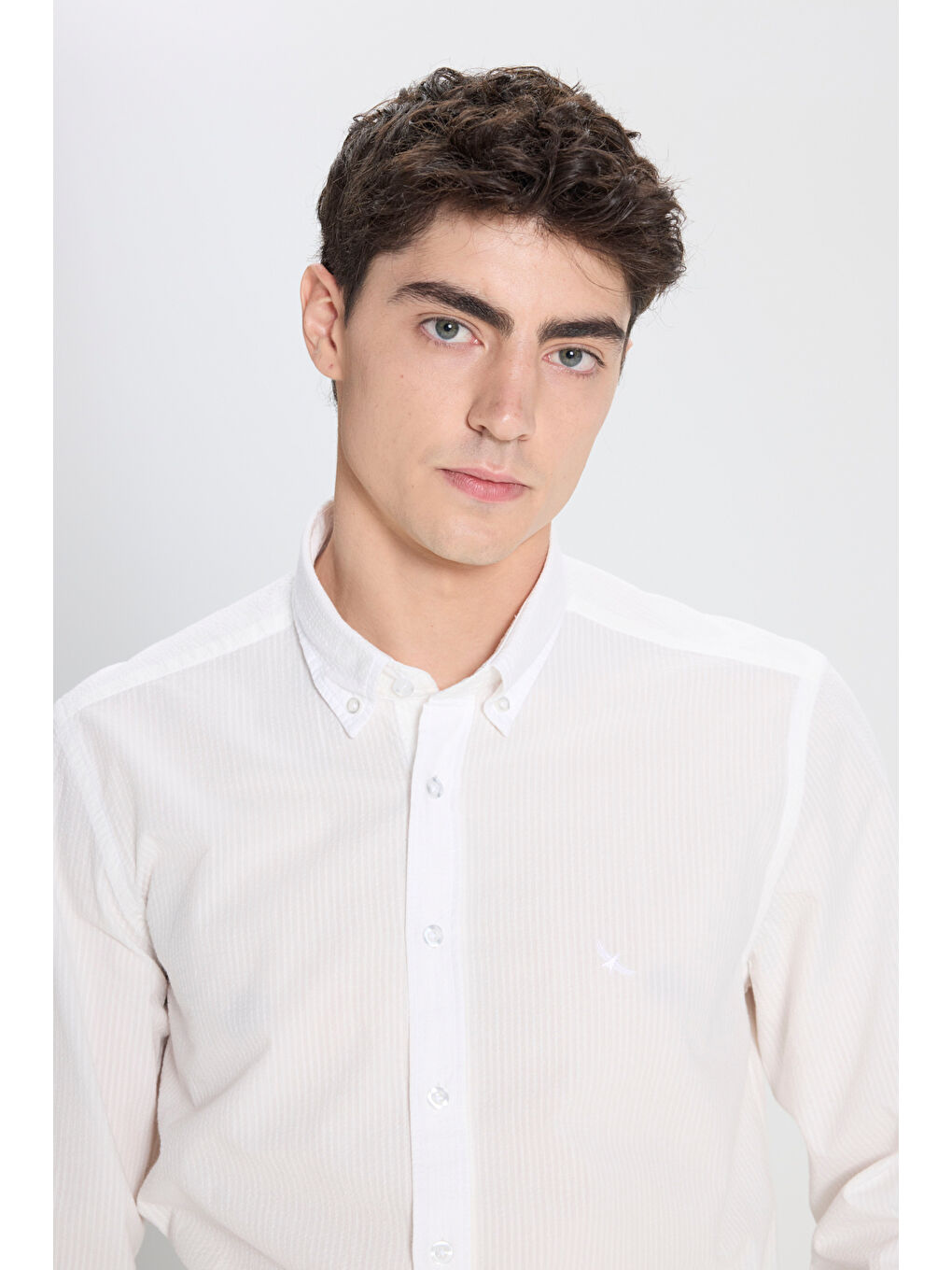 Erkek Beyaz Slim Fit Dar Kesim Düğmeli Yaka %100 Pamuk Gömlek-5