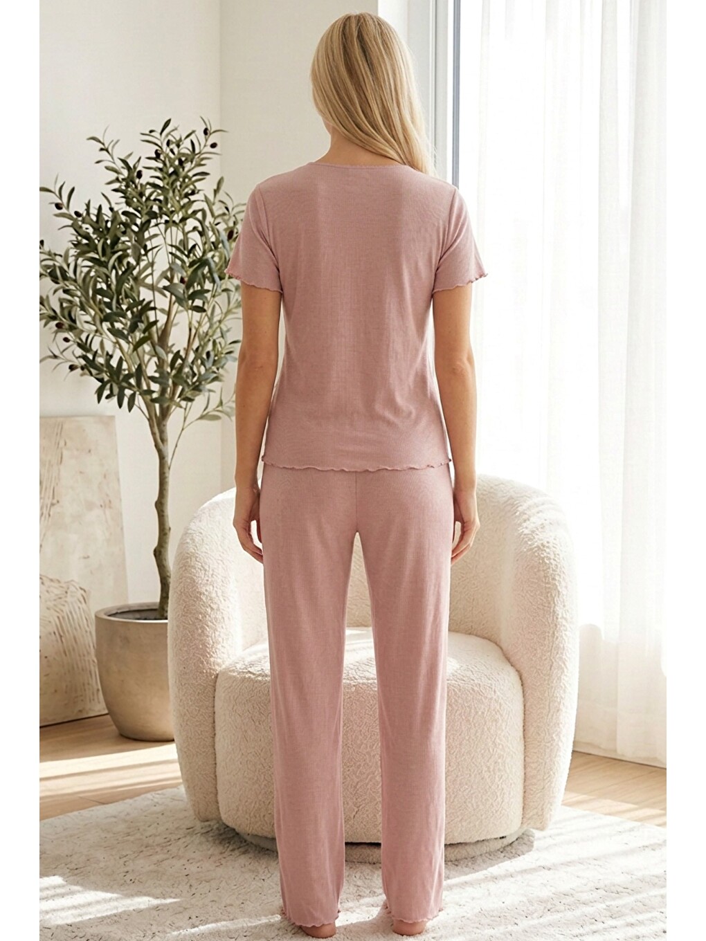 Pembe Dantelli Pamuklu Fitilli Kaşkorse Örme Pijama Takım 26120701-2