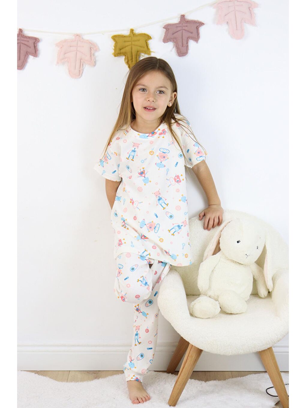 Harika KIDS Beyaz Kız Çocuk Pamuklu Penye Kumaş Baskılı Pijama Takımı - 1