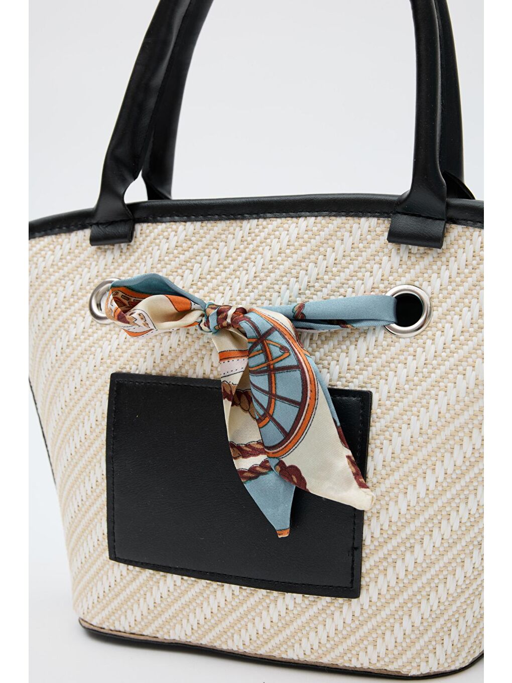 Modena Şal Aksesuarlı El Ve Omuz Çantası Siyah-5