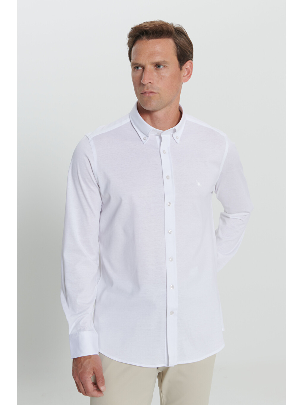 Erkek Beyaz Slim Fit Dar Kesim Düğmeli Yaka Gömlek-2