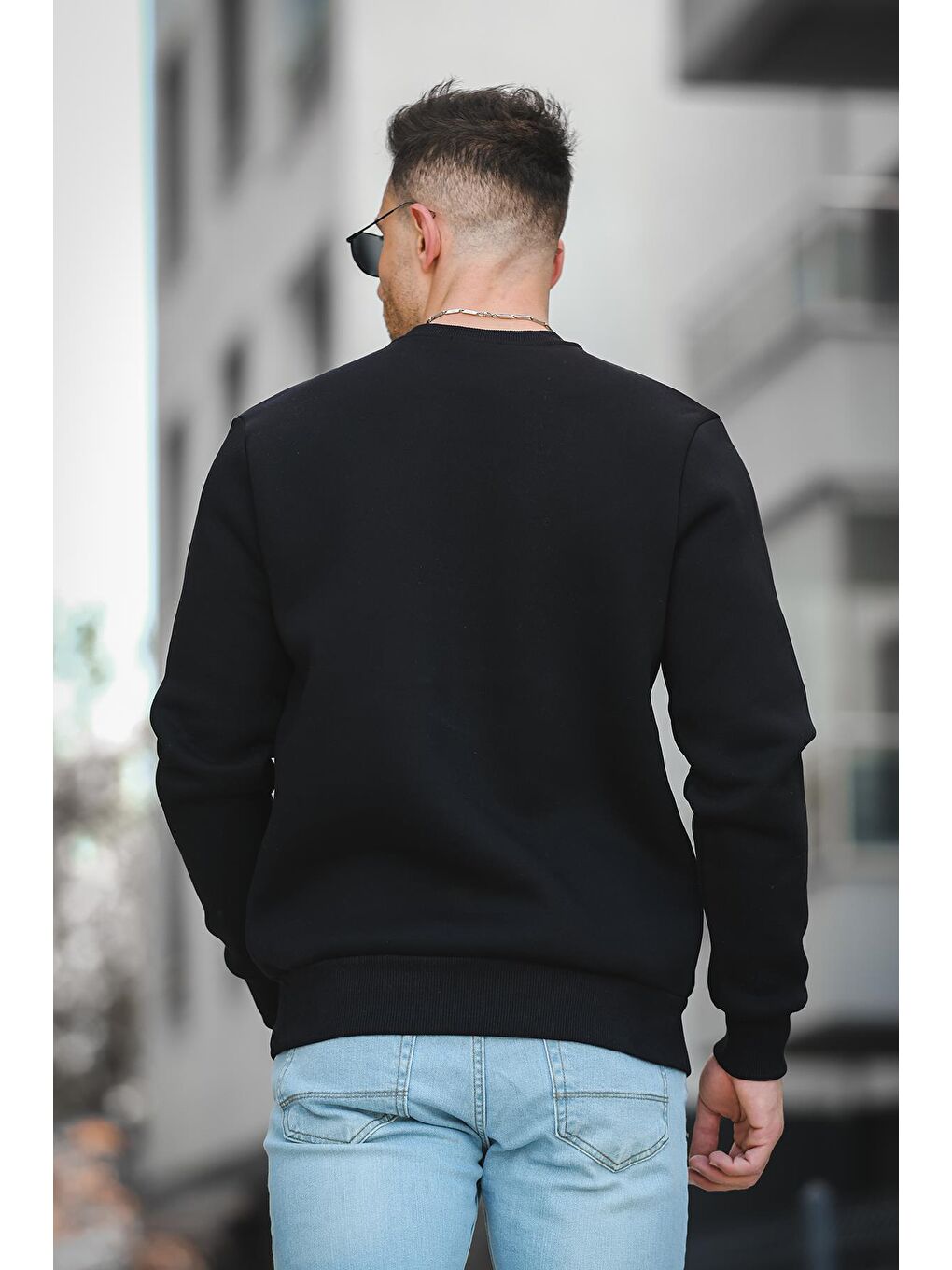 Siyah Üç İplik Şardonlu Kuru Kafa Baskılı Cep Detaylı Erkek Sweatshirt-4