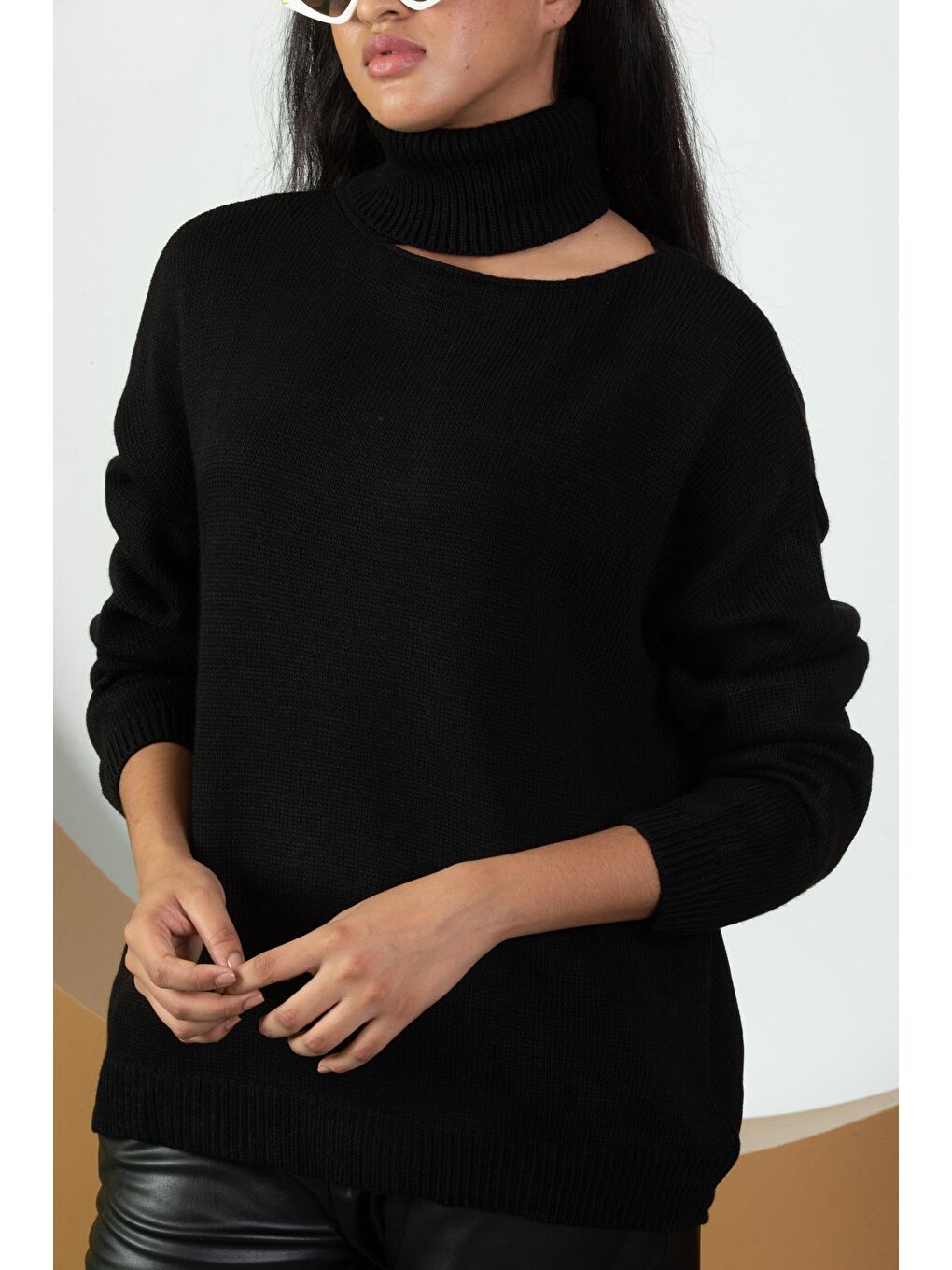 Siyah Kadın Balıkçı Yaka Triko Kazak-2