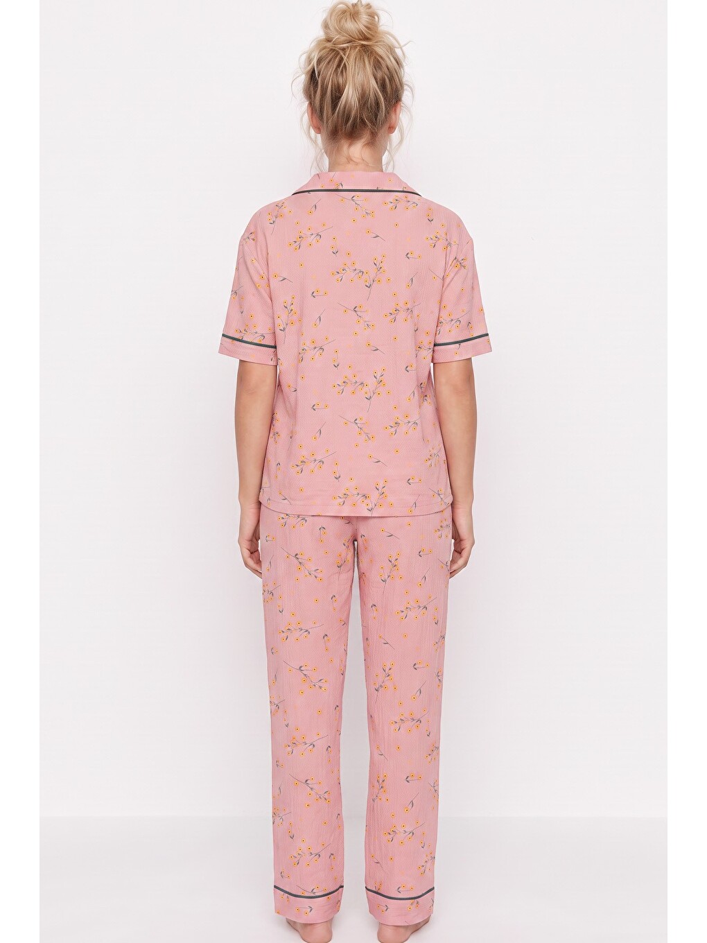 Pembe Bürümcük-krınkıl Kısa Kollu Düğmeli Biyeli Pijama Takım 26120525-2
