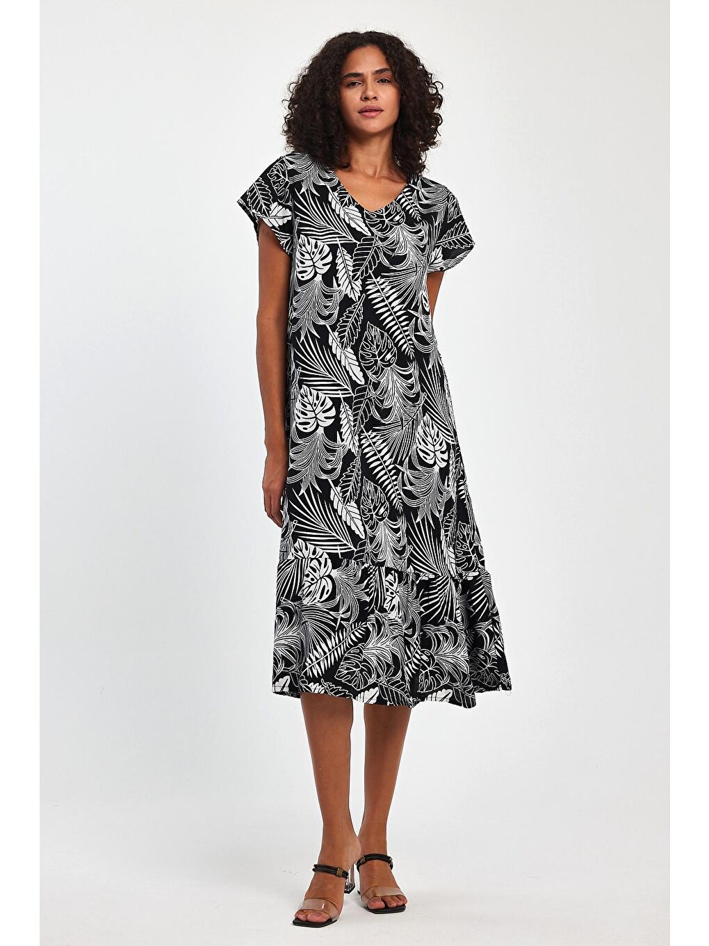 Siyah Kadın V Yaka Desenli Elbise TT72