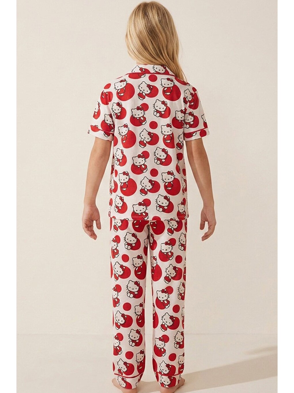 Beyaz Hello Kitty Lisanslı %100 Pamuk Pembe Çok Renkli Düğmeli Biyeli Pijama Takım 26120451-4