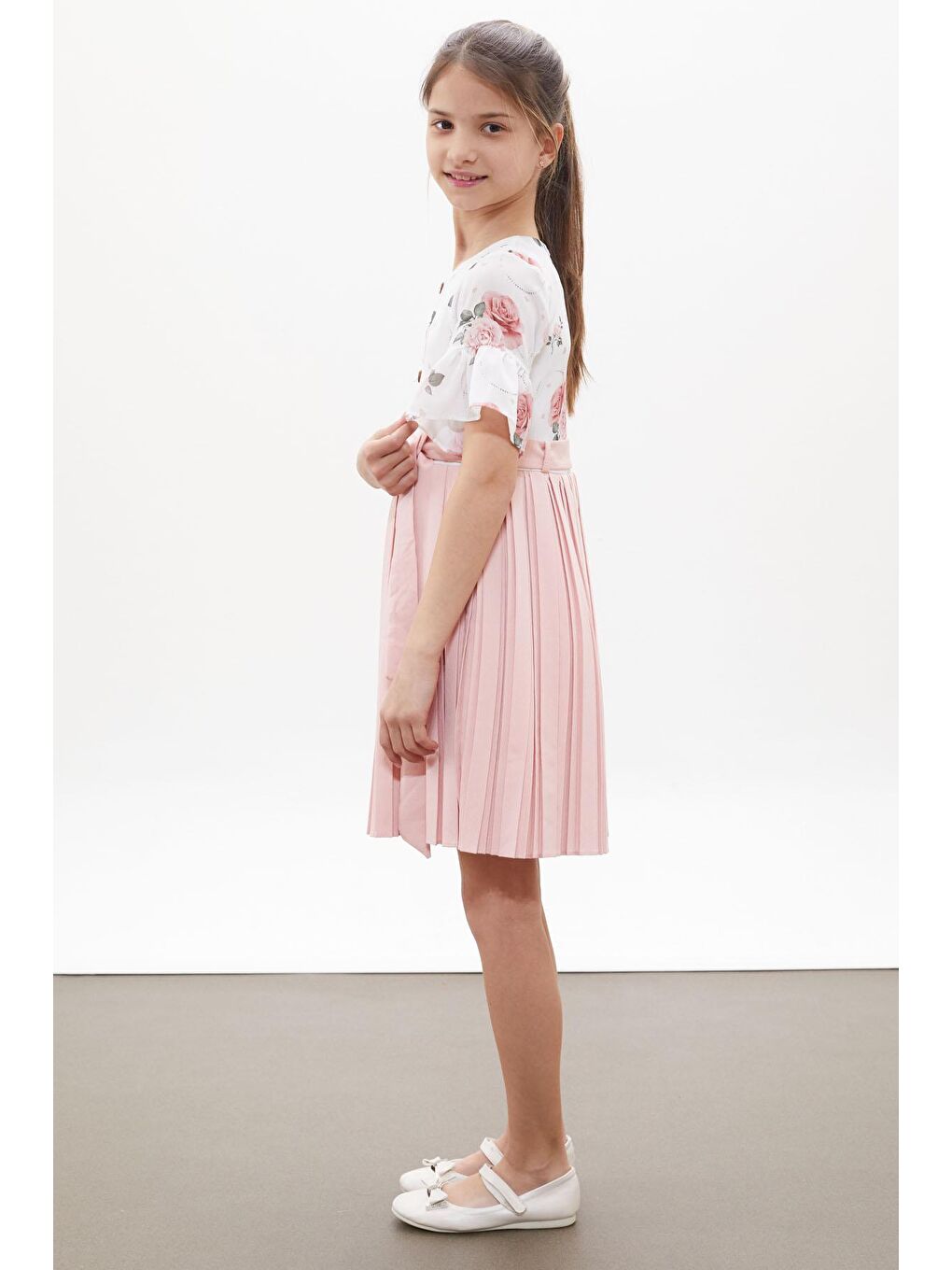Açık Pembe Gül Desenli Kısa Kollu Çantalı Kız Çocuk Pileli Elbise 18263-3