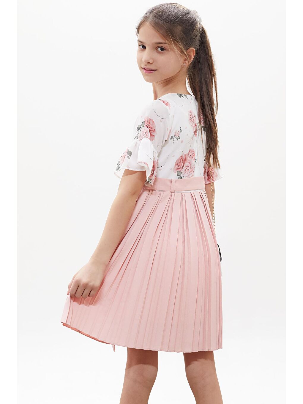 Açık Pembe Gül Desenli Kısa Kollu Çantalı Kız Çocuk Pileli Elbise 18263-4