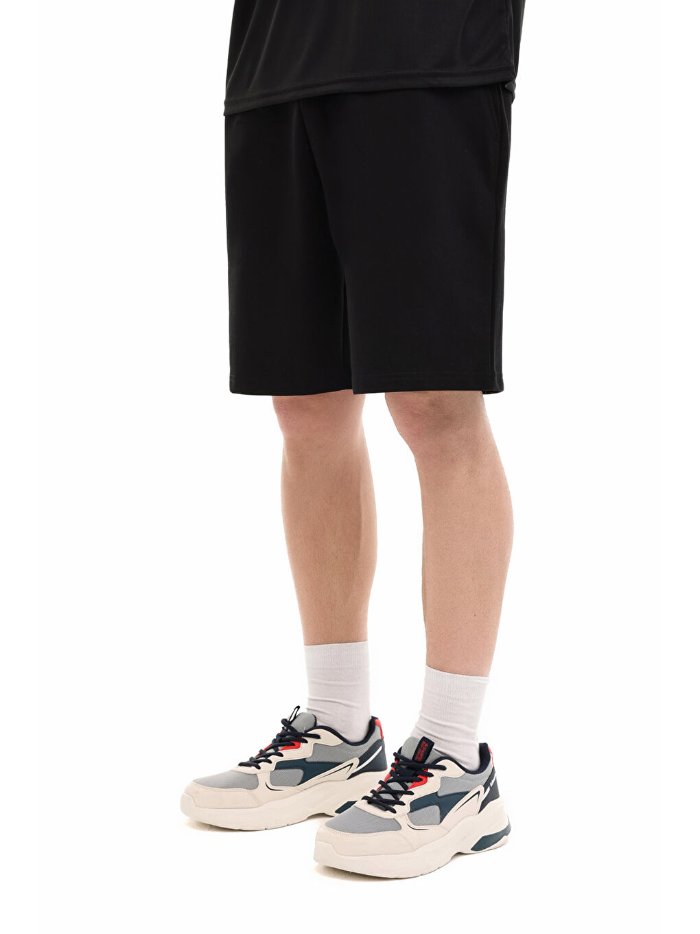 MB 20SN538 6FX Siyah Erkek Şort