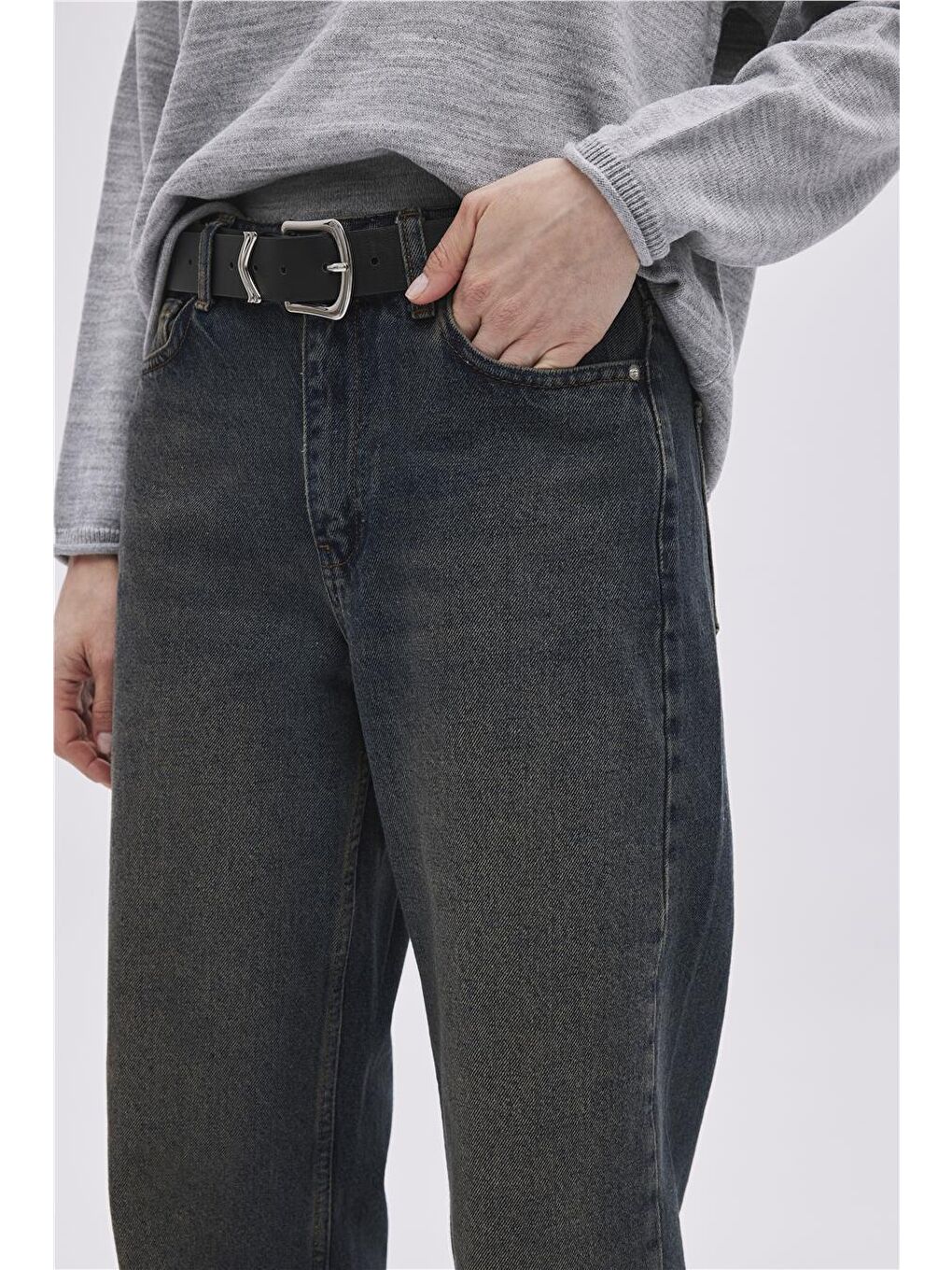 Lacivert Soluk Efektli Straight Fit Jean-2