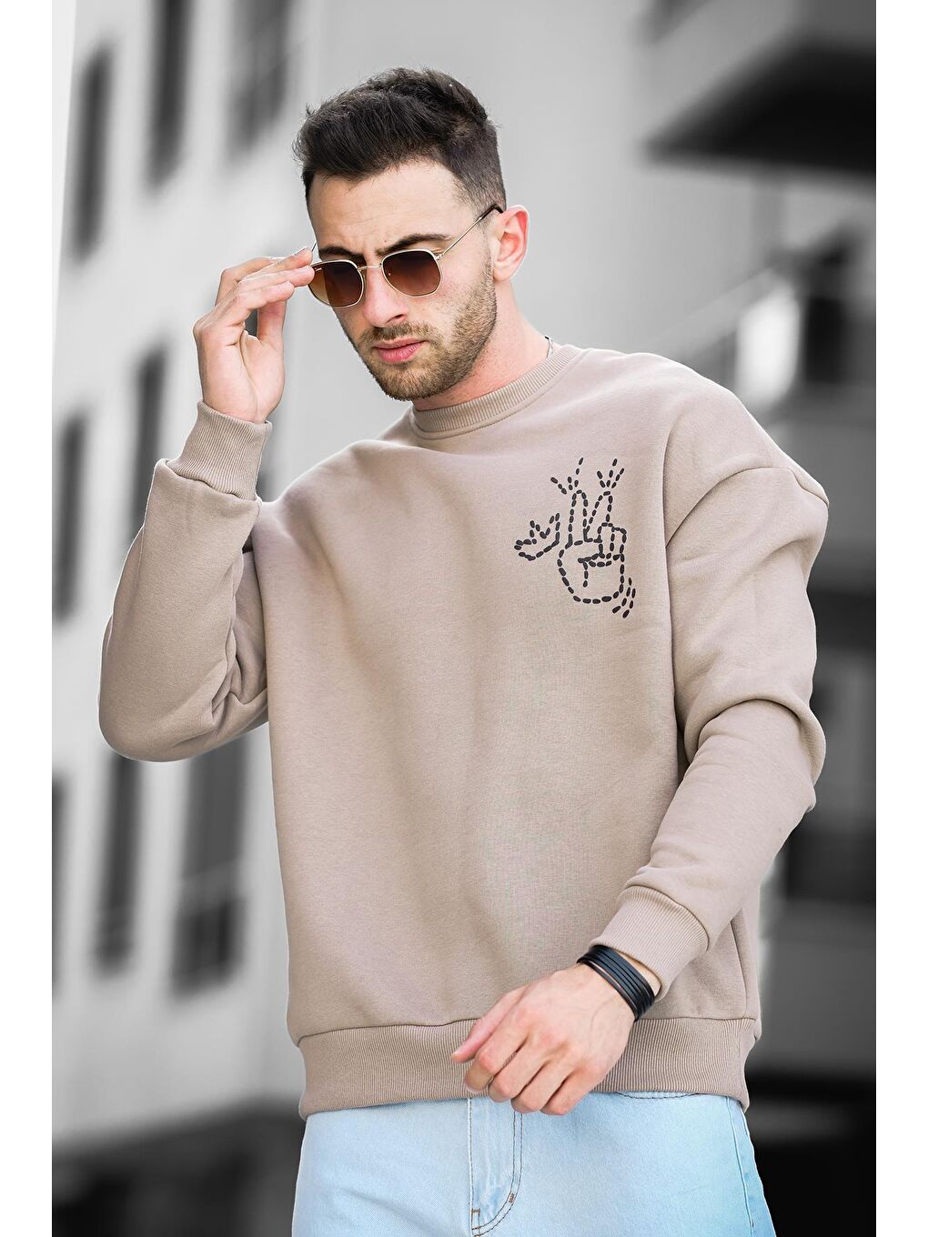 Kahverengi Üç İplik Şardonlu Sırt Baskılı Bisiklet Yaka  Erkek Sweatshirt