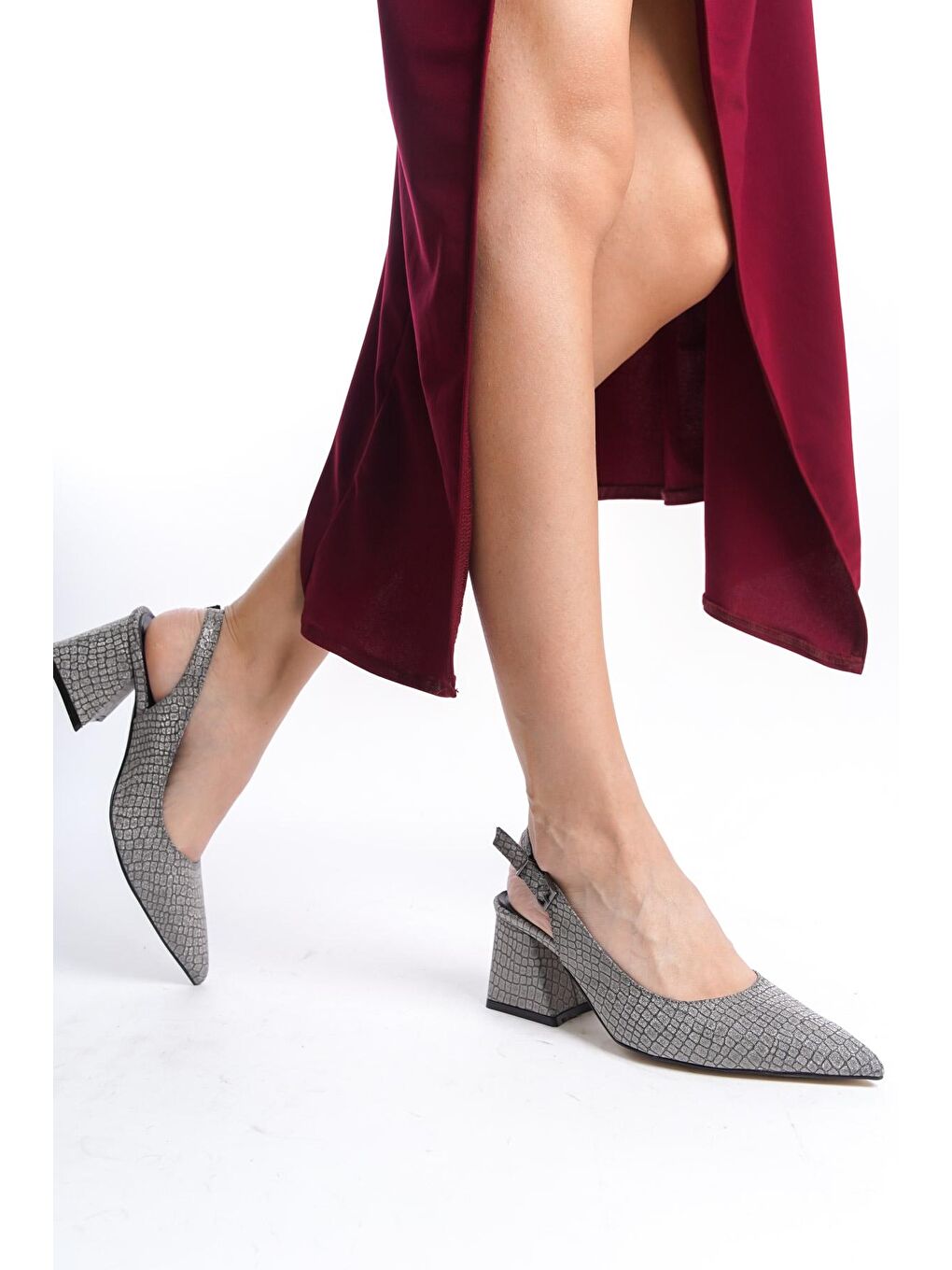 Antrasit Yumuşak Pedli Taban Kadın Topuklu ayakkabı-4