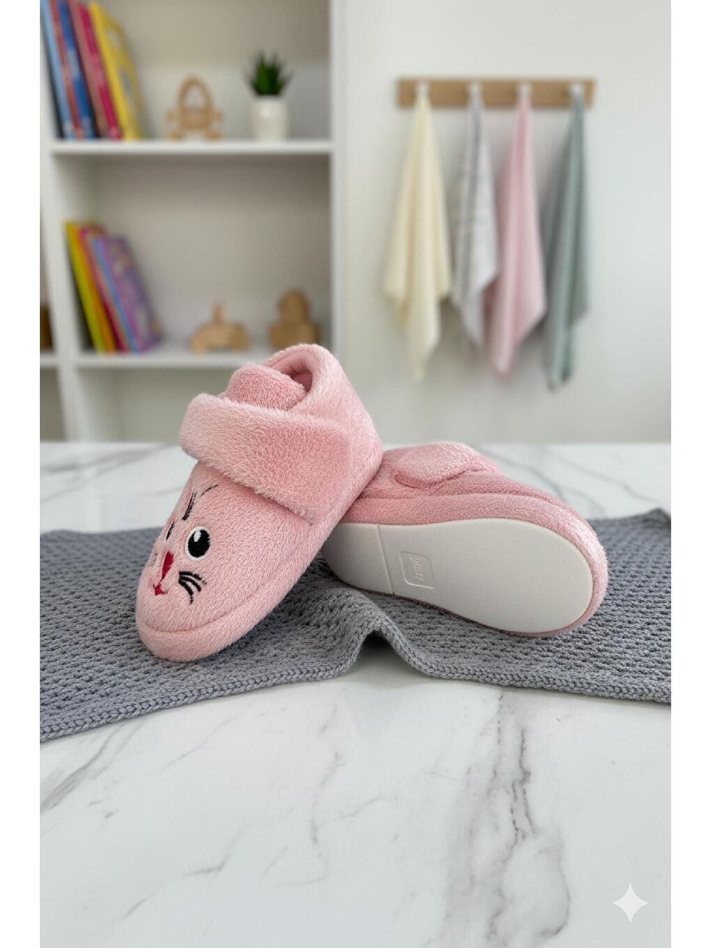Pembe Sevimli Hayvanlar Cırtlı Kaydırmaz Taban Kreş Ev Okul Ayakkabısı Bebek Çocuk Panduf Ev Botu-1