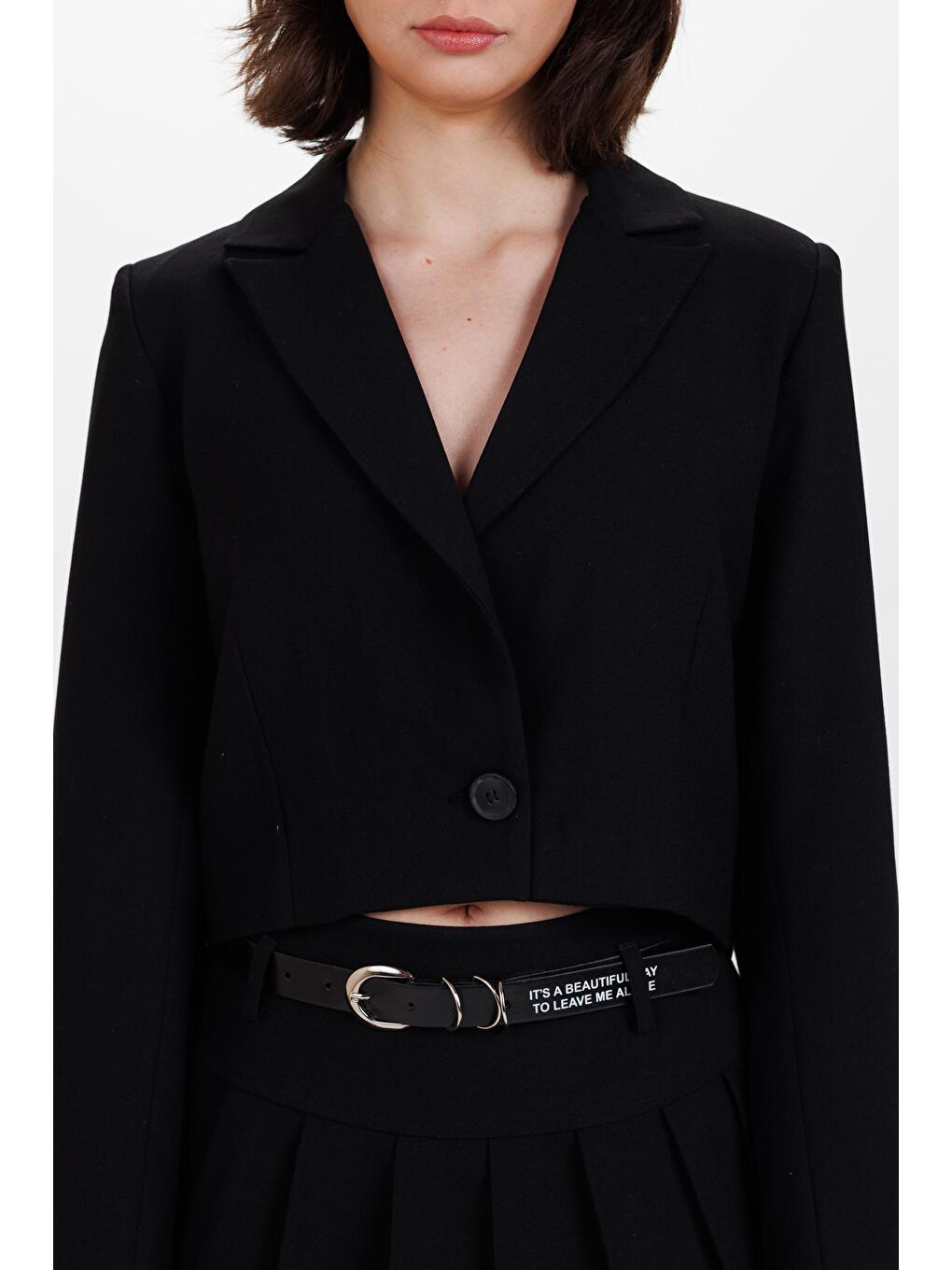 Kadın Siyah Düğmeli Uzun Kol Crop Dokuma Ceket-1