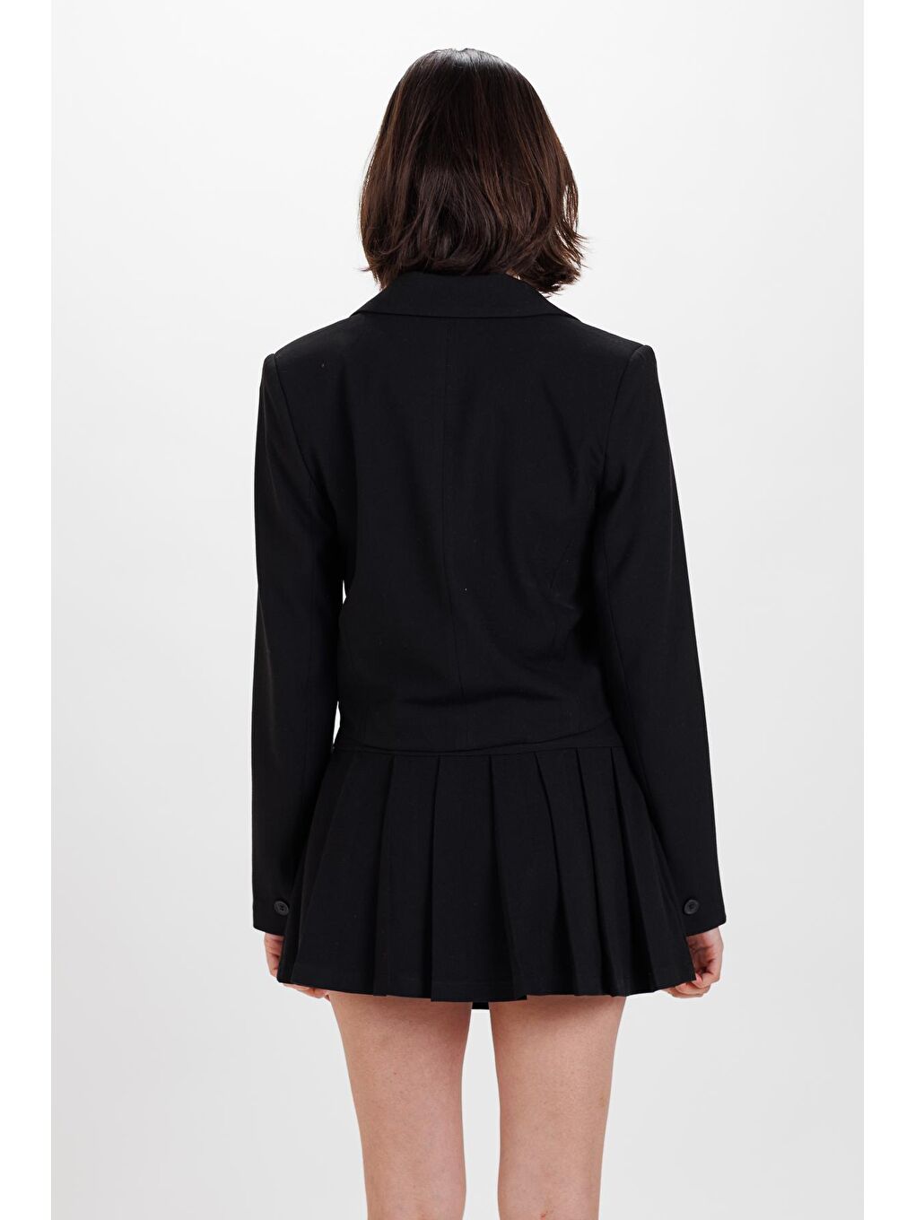 Kadın Siyah Düğmeli Uzun Kol Crop Dokuma Ceket-3