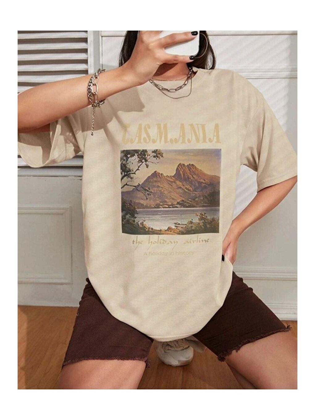 Kadın Bej Tasmania Baskılı Oversize T-shirt