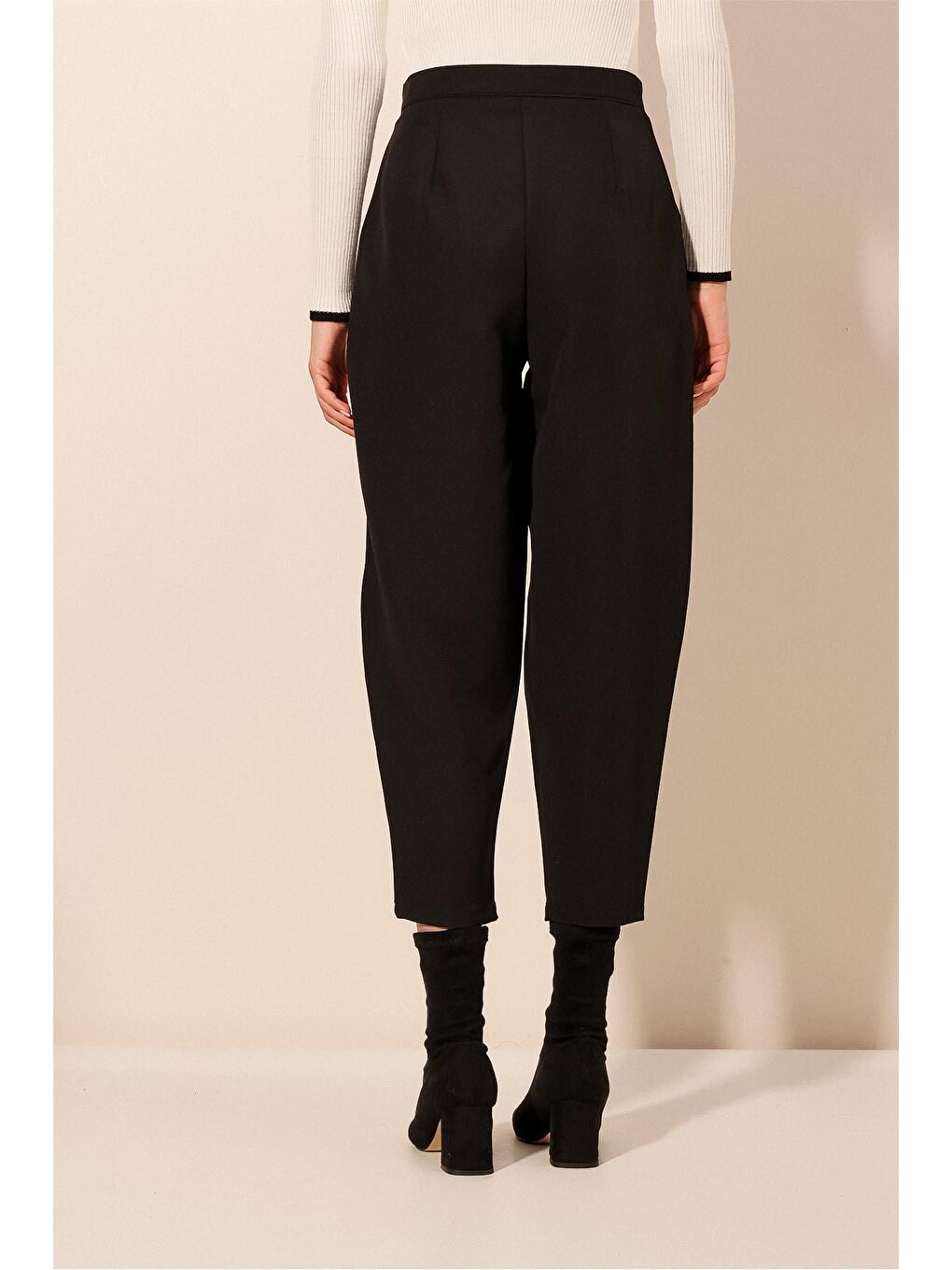 6585 Kumaş Havuç Pantolon - Siyah-5