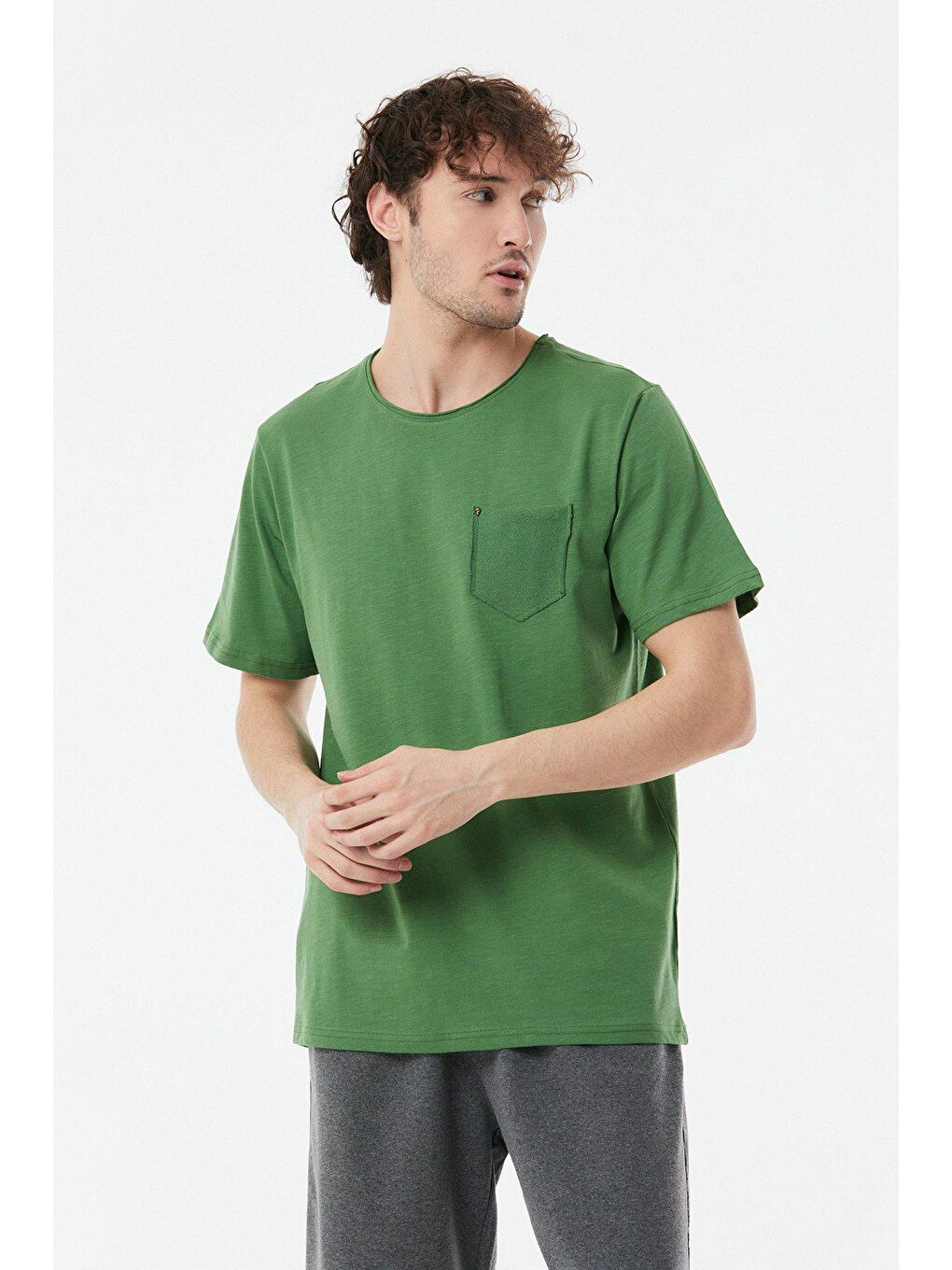 Yeşil Basic Cepli Bisiklet Yaka Tişört-2