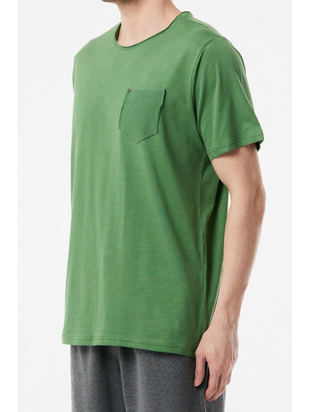 Yeşil Basic Cepli Bisiklet Yaka Tişört-3