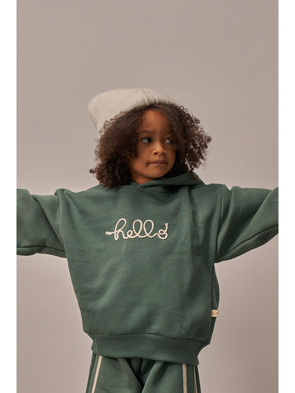 Yeşil Nefti Hello Nakışlı Çocuk Sweatshirt-2
