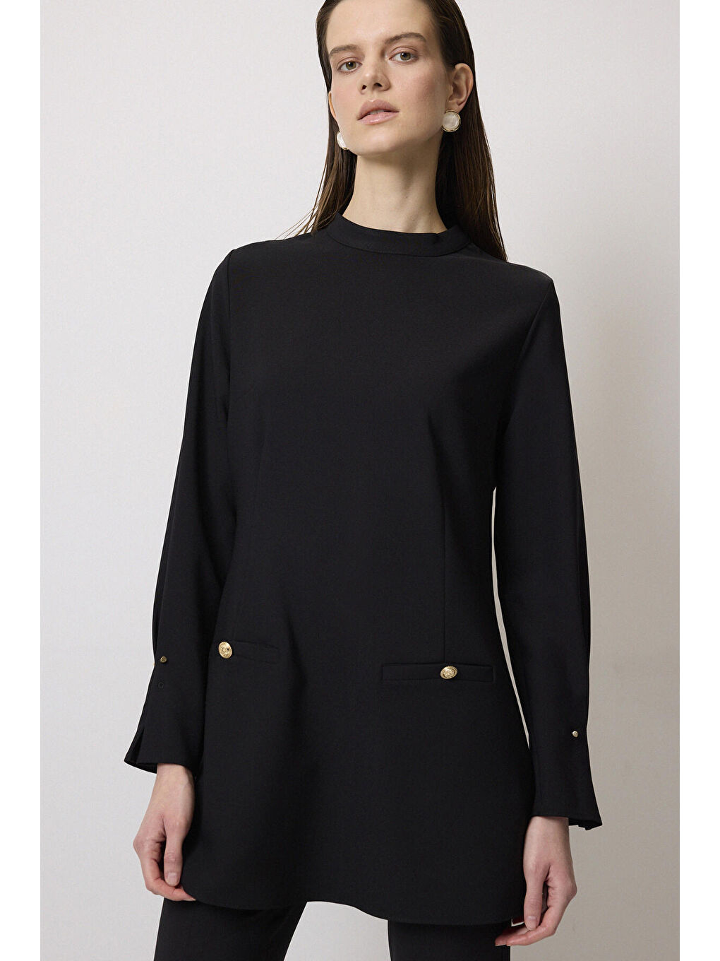 Siyah Gold Detaylı Dik Yaka Tunik-2