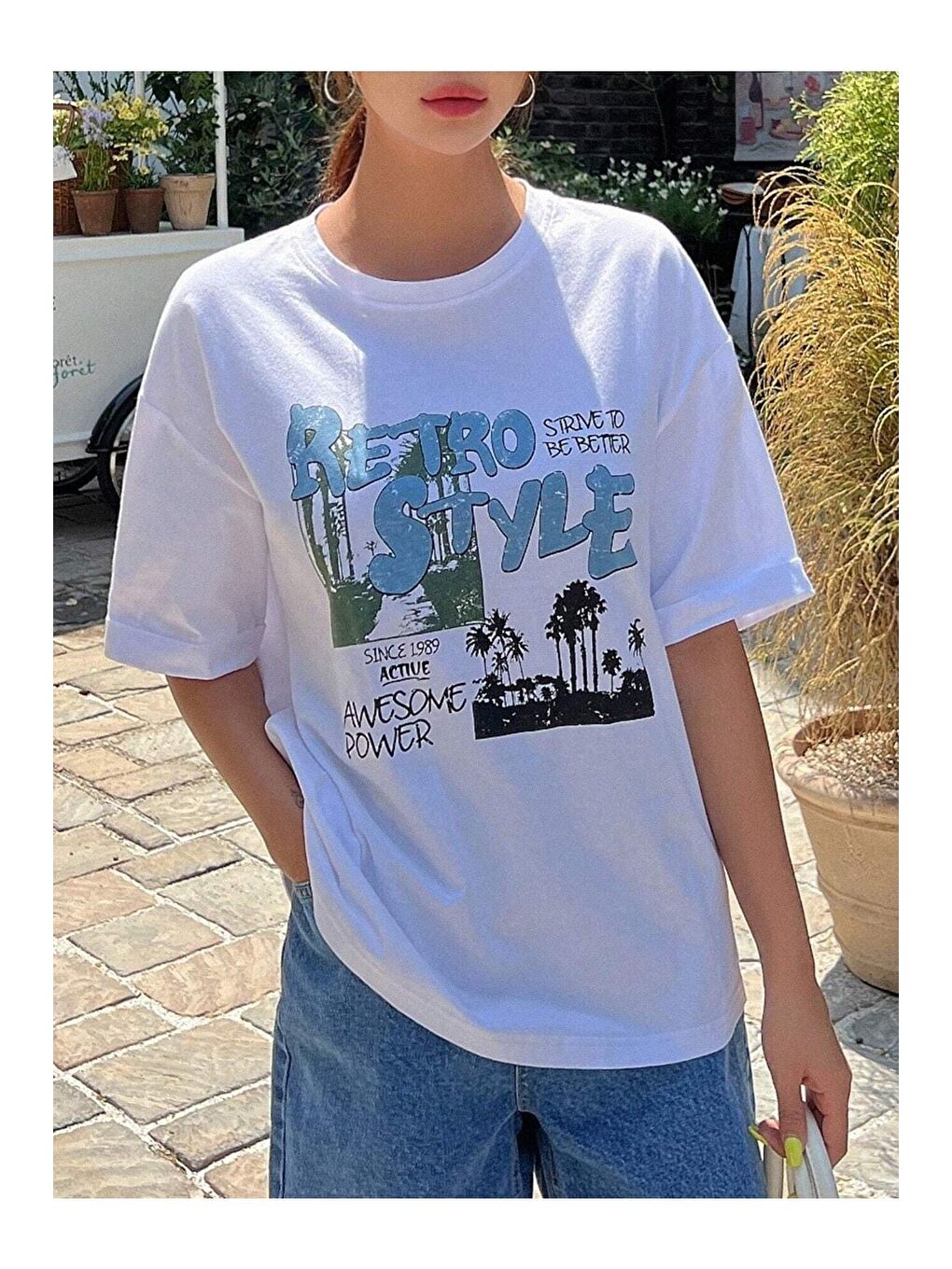 Kadın Beyaz Retro Style Baskılı Oversize Tişört-1