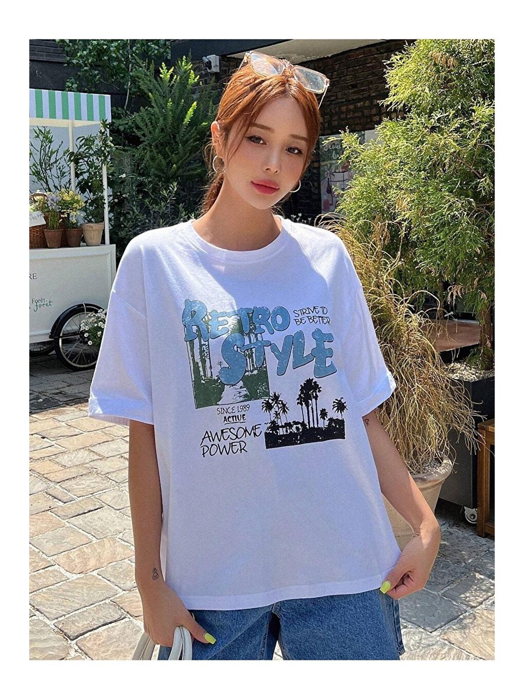 Kadın Beyaz Retro Style Baskılı Oversize Tişört-6