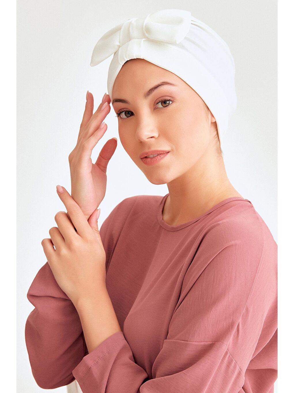 Ekru Fiyonklu Bone-2