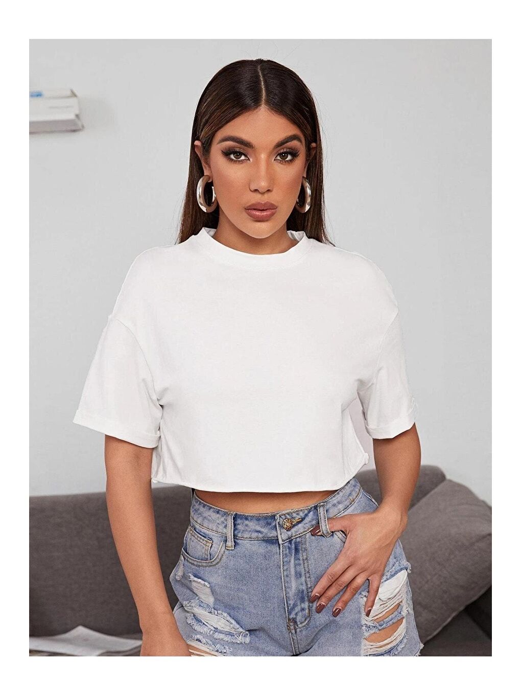 Kadın Beyaz Bisiklet Yaka Oversize Crop Tişört-3