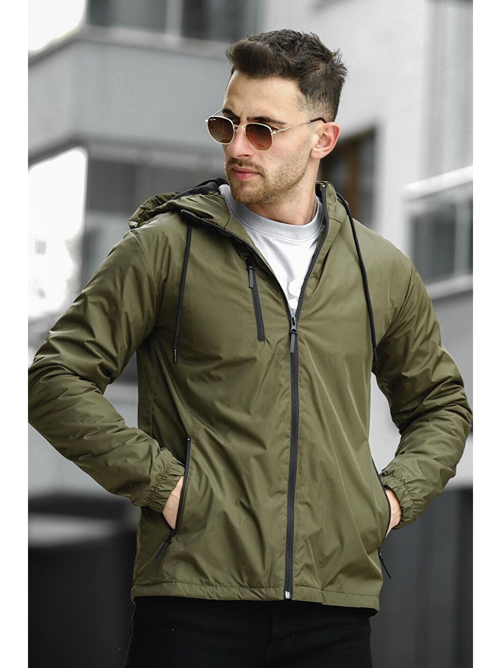 Haki Fermuarlı Detaylı İçi Polarlı Suya Dayanıklı Erkek Kapüşonlu Mont