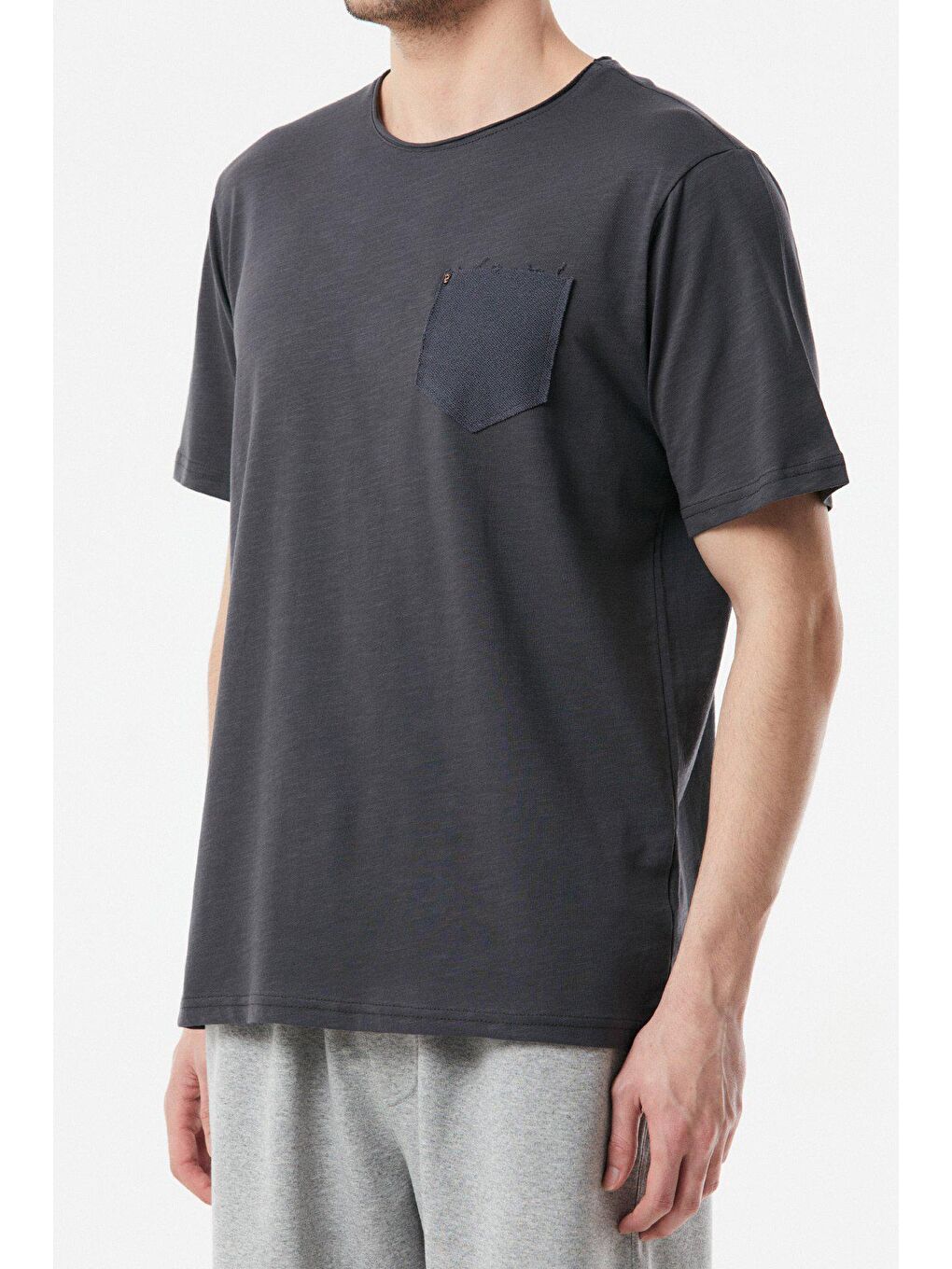 Antrasit Basic Cepli Bisiklet Yaka Tişört-3