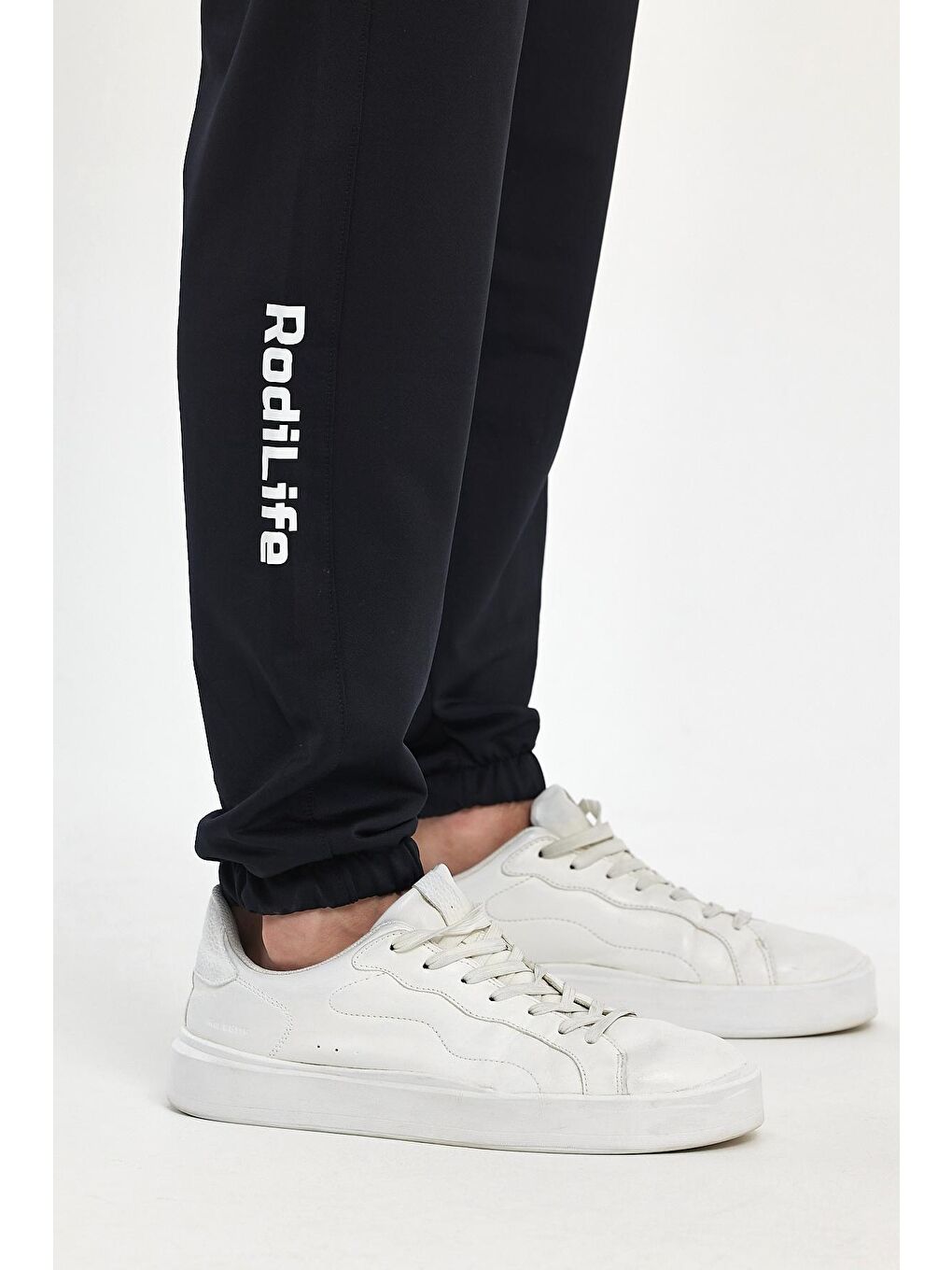 Lacivert Erkek R Logolu Eşofman Alt-2