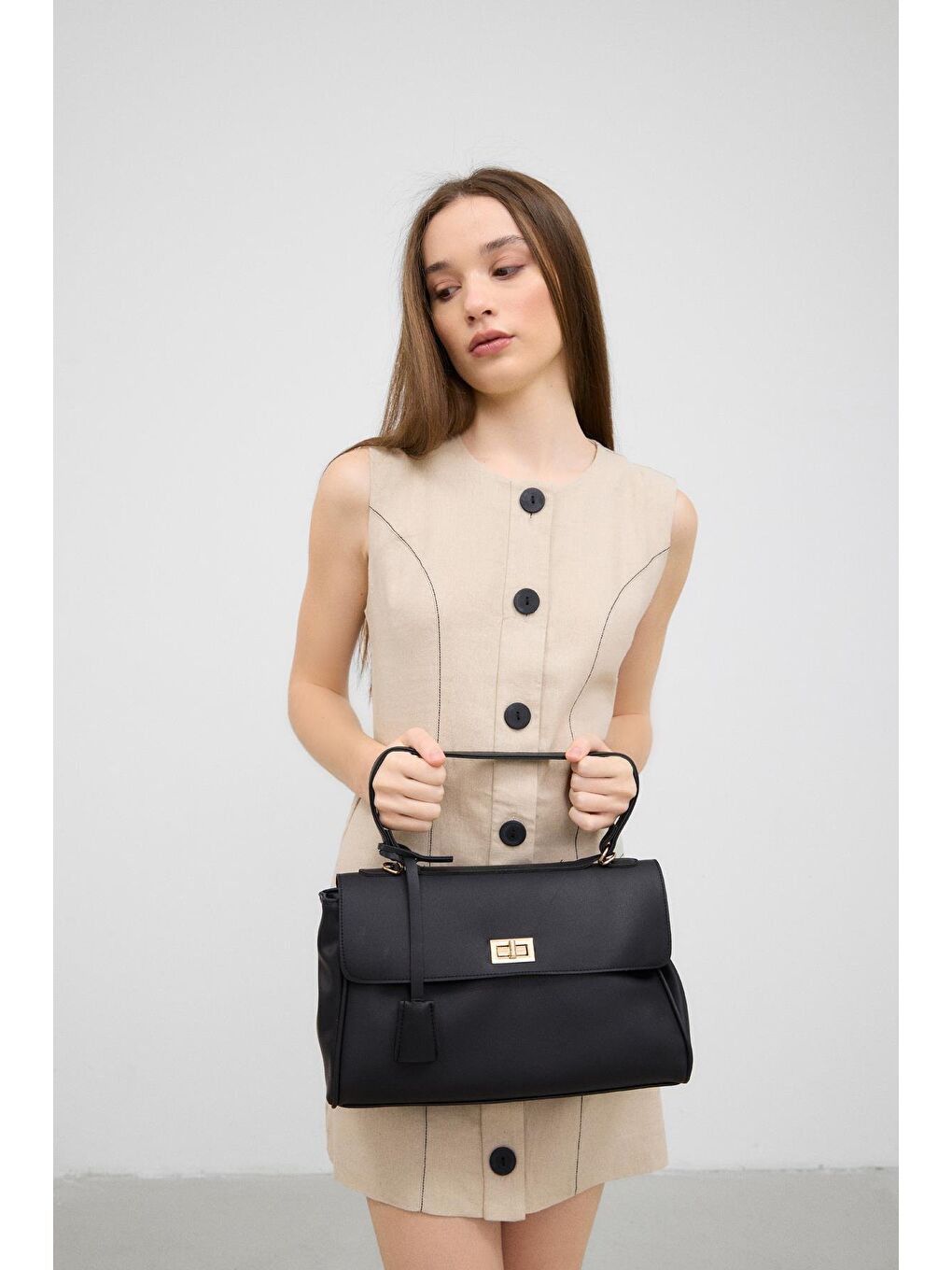 Amara Kilitli Klasik Omuz Çantası Siyah-2