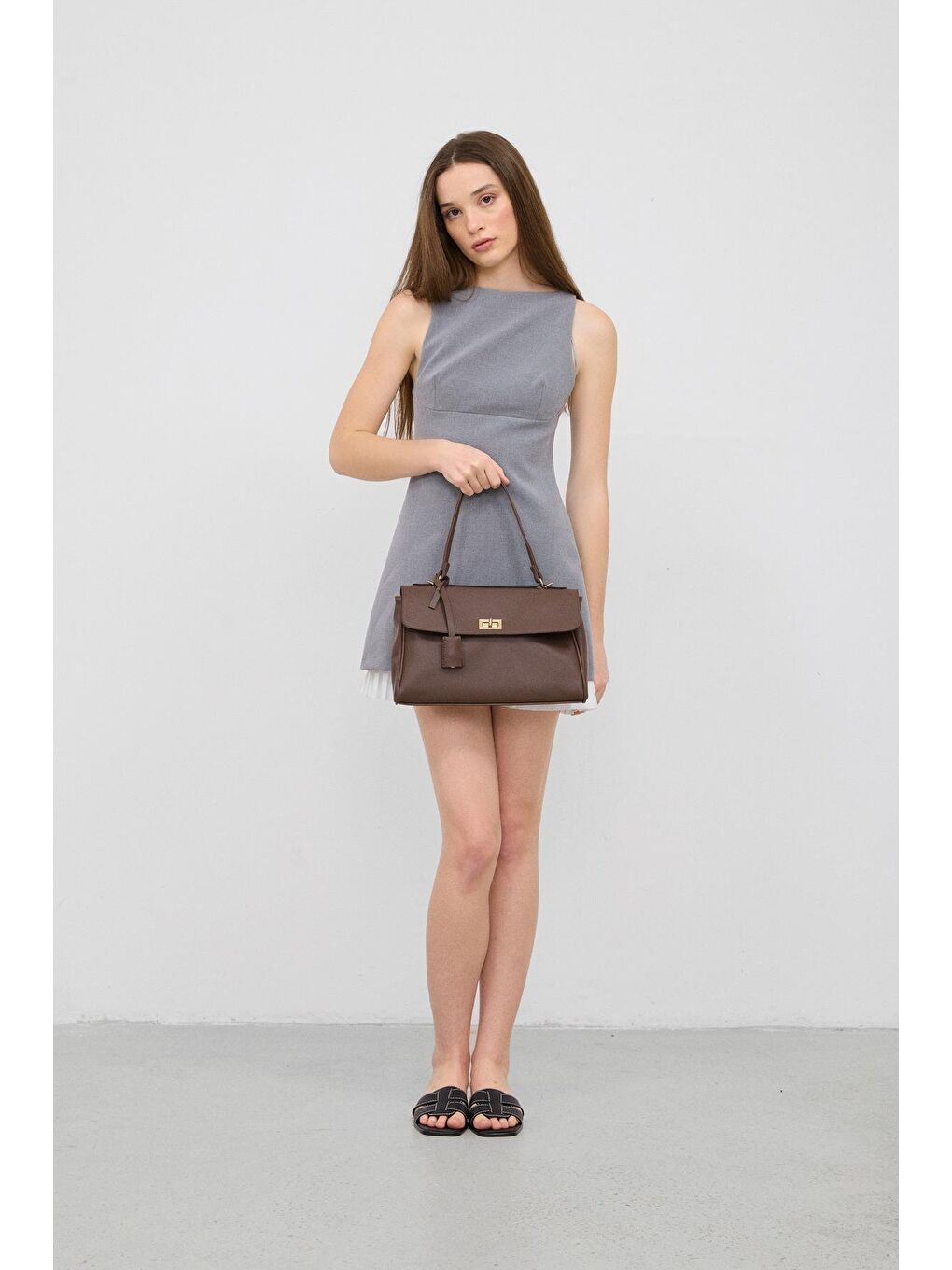 Amara Kilitli Klasik Omuz Çantası Kahverengi-3