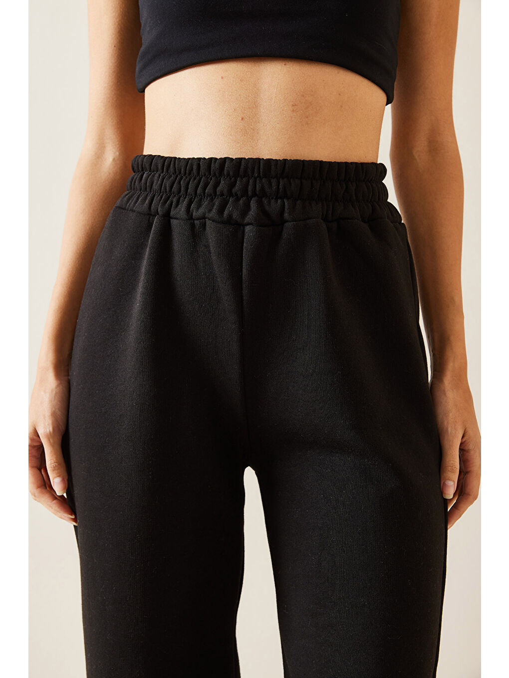 Siyah Yüksek Bel Oversize & Bol Kesim Eşofman Altı 5KXK8-49035-02-4