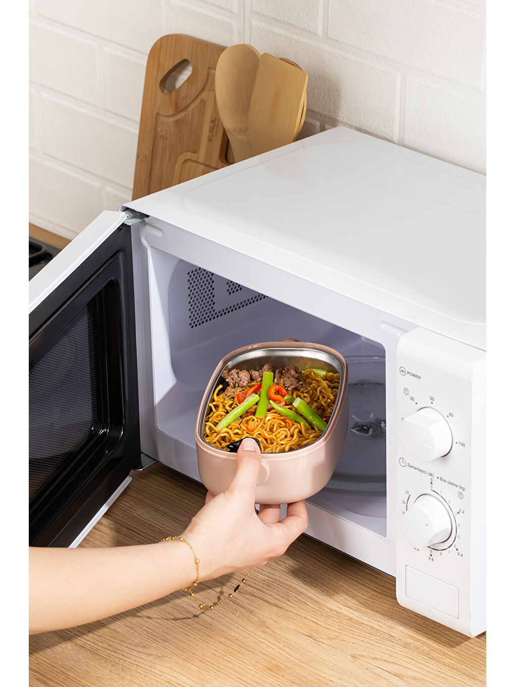 Posima 3114 Vakumlu Lunch Box Çelik Kolay Kilitlenir Kendinden Kaşıklı Sefer Tası – 750ml Pembe-4