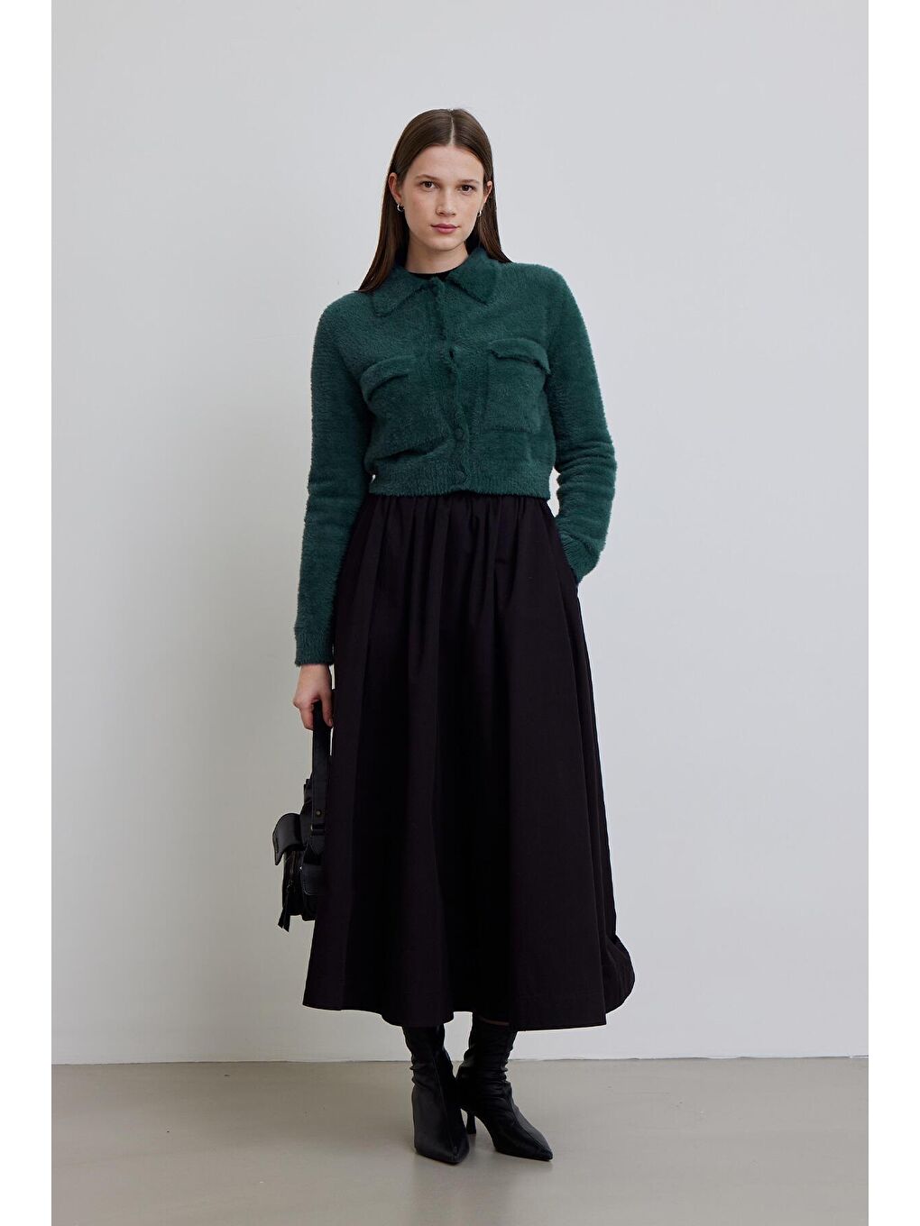 Arya Yumuşak Crop Hırka Yeşil-1