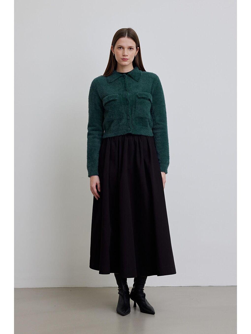 Arya Yumuşak Crop Hırka Yeşil-4