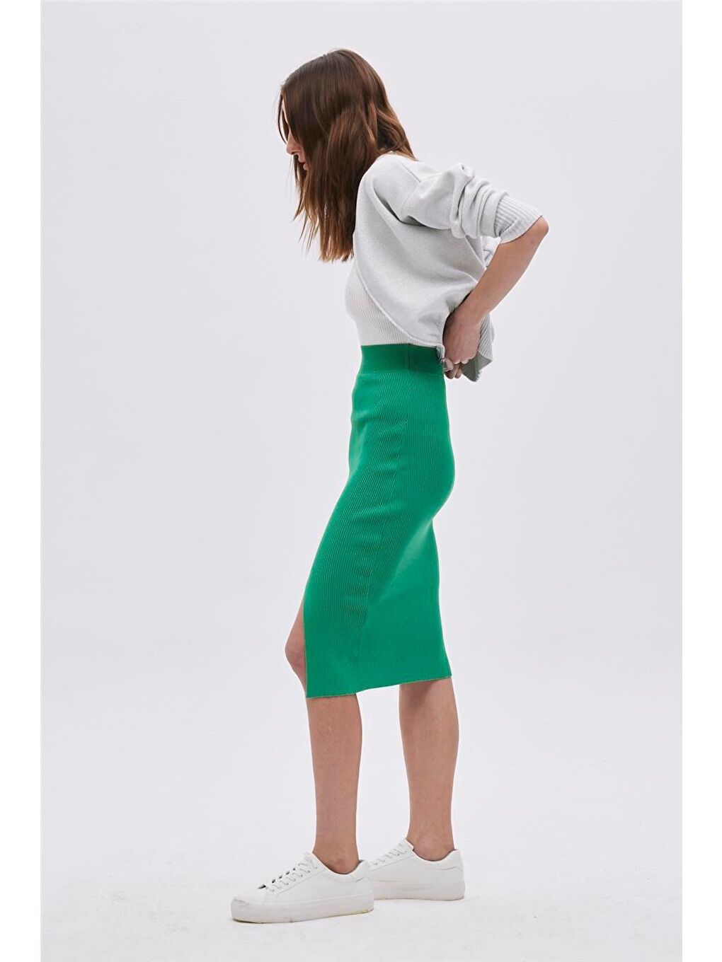 Yeşil Yırtmaçlı Midi Triko Etek-1
