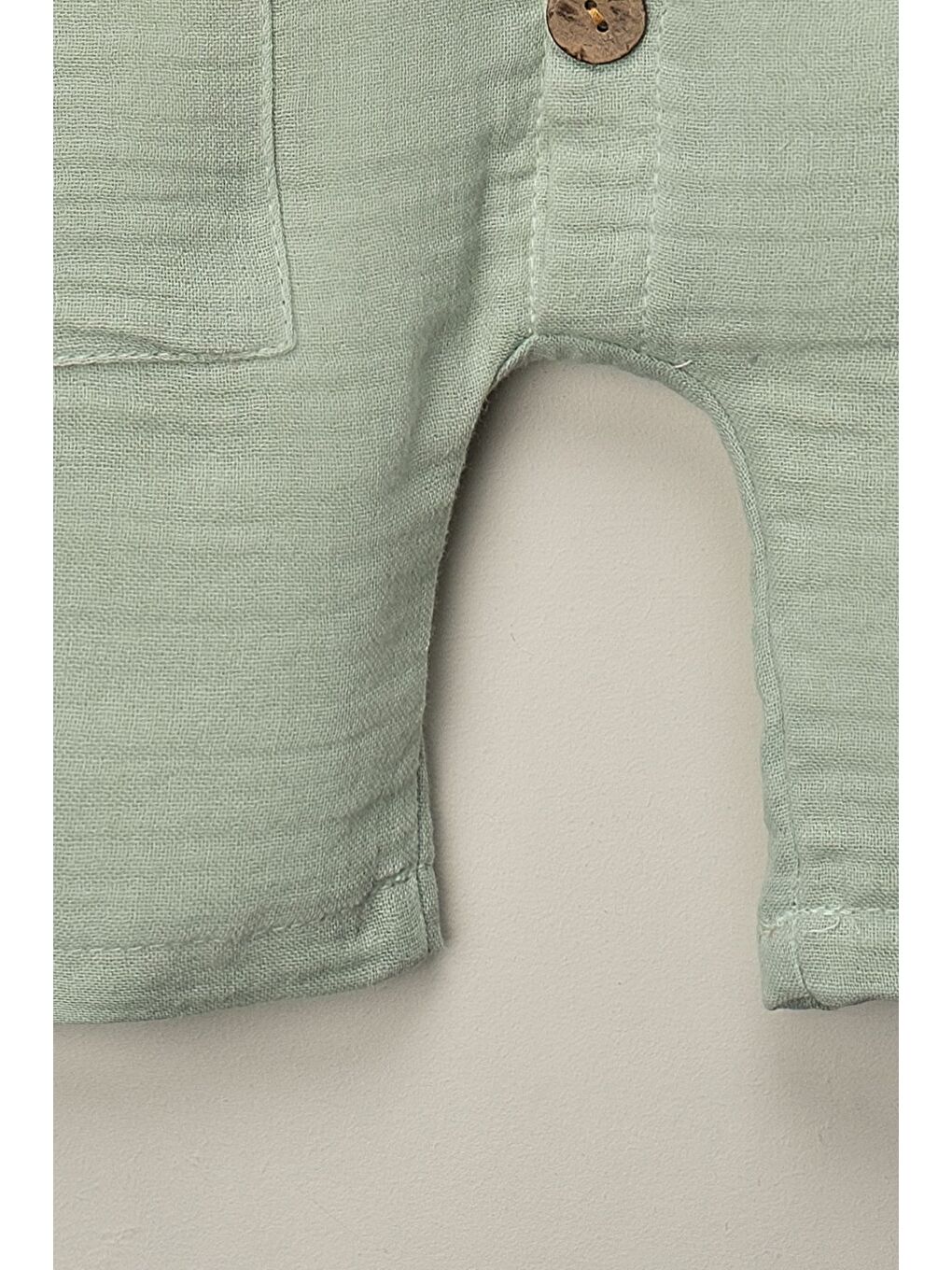 Yeşil Kolsuz Müslin Organik Yazlık Cepli Naturel Bebek Tulum-4