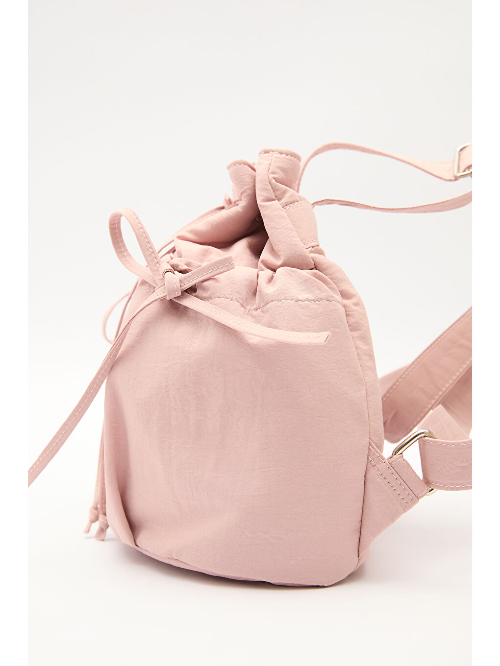Büzgü Detaylı Sırt Çantası Pembe-4