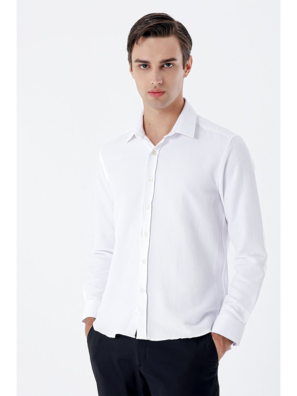 Beyaz Uzun Kollu Desenli Armürlü Sert Yaka Cepsiz Klasik Slim Fit Dar Kesim Gömlek 1004235149-2