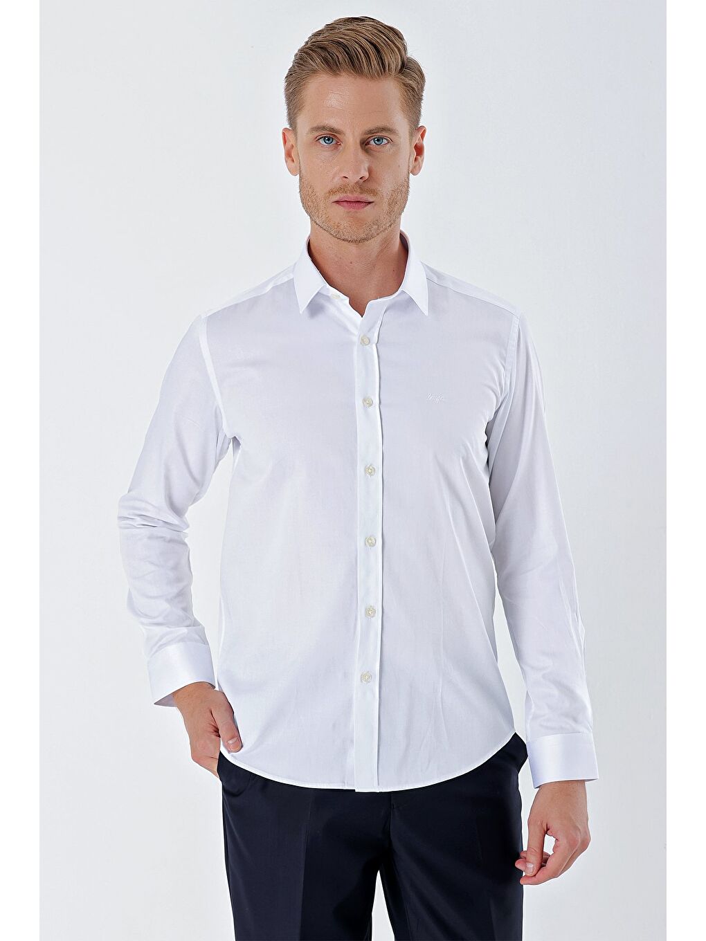 Beyaz Uzun Kollu Sert Yaka Cepsiz %100 Pamuk Klasik Slim Fit Dar Kesim Gömlek 1004230424-2
