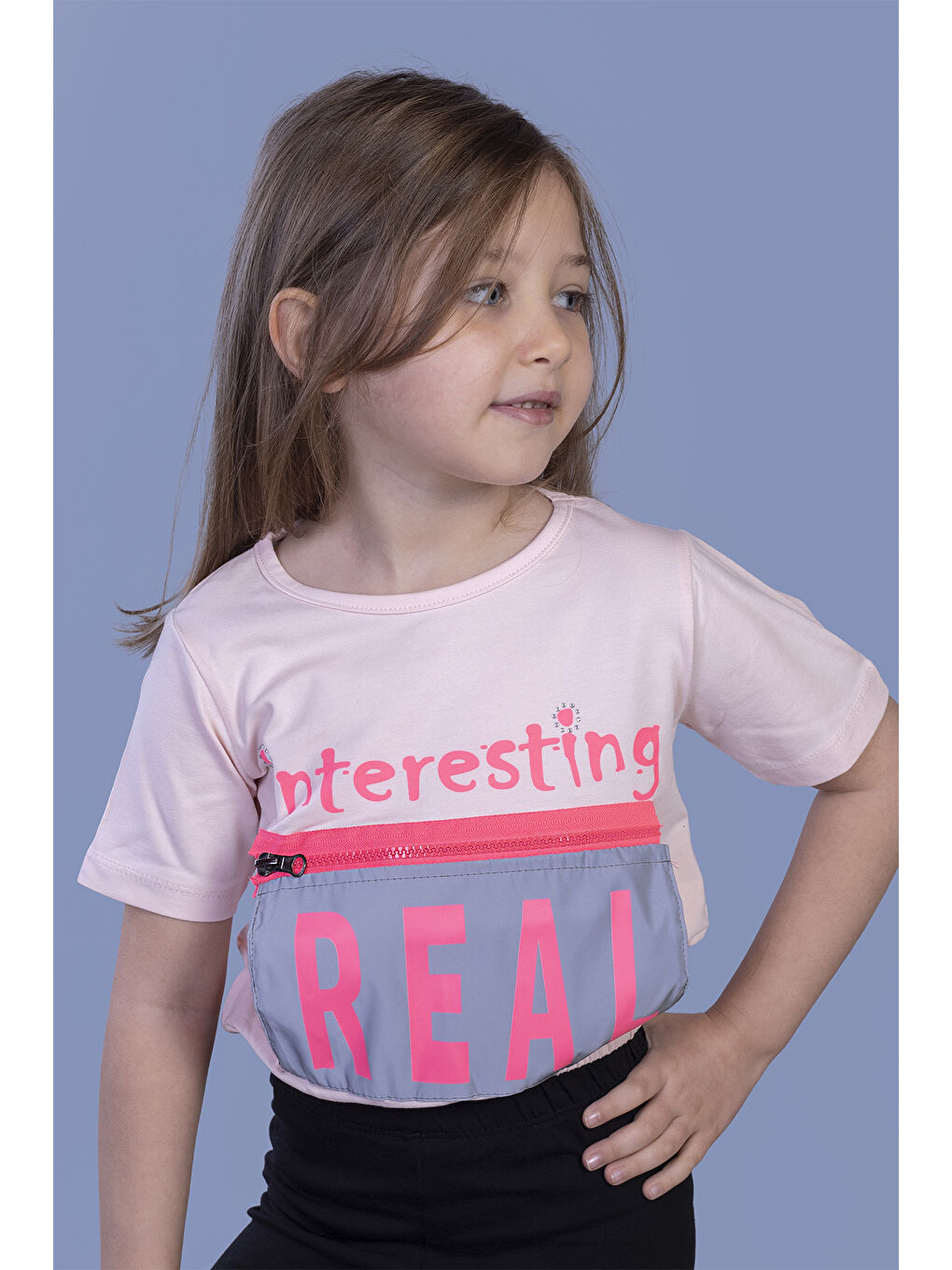 Mercan Kız Çocuk Crop Model Cebi Reflektör Detaylı Baskılı Tişört