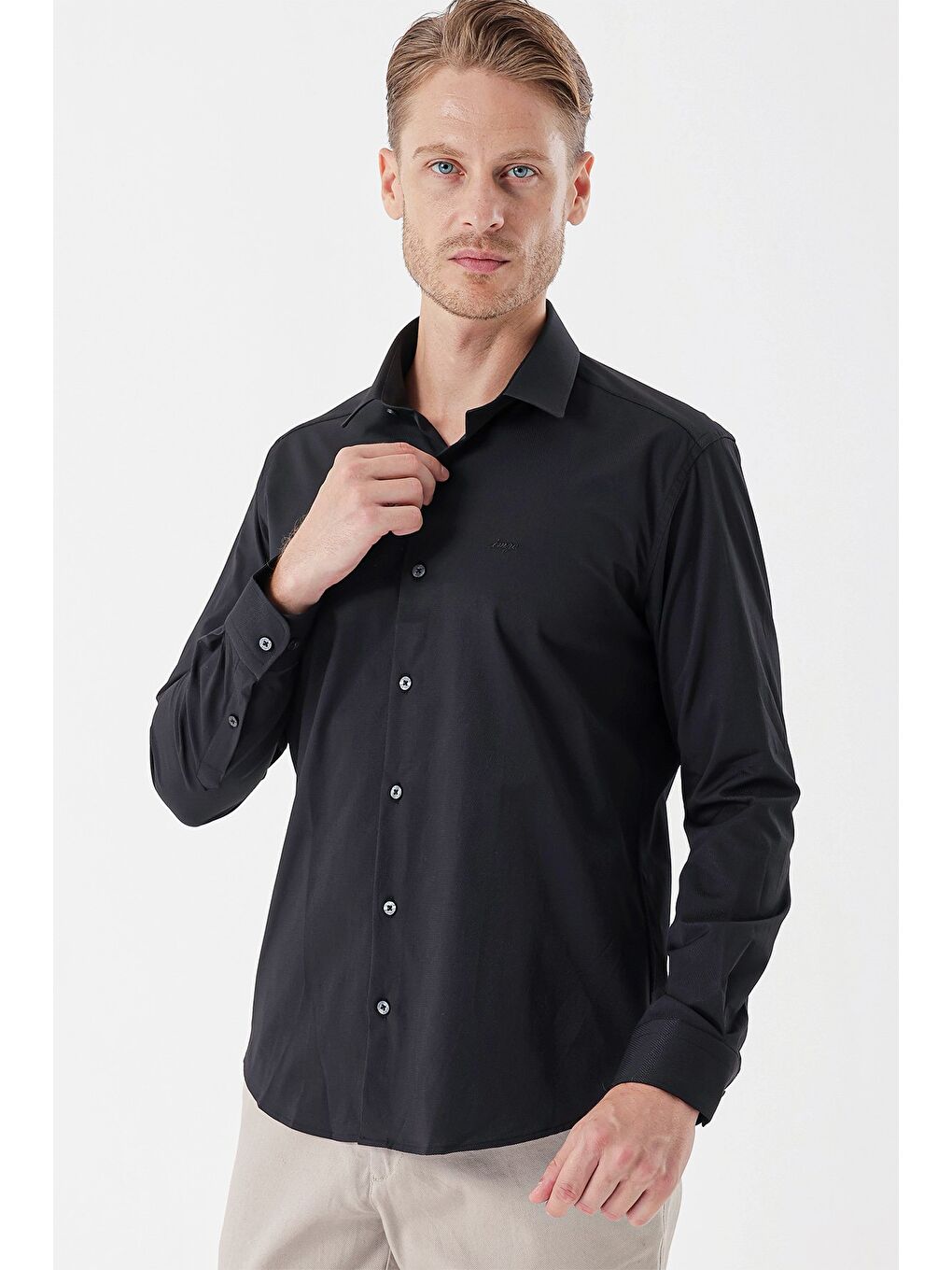 Siyah Uzun Kollu Desenli Armürlü Sert Yaka Cepsiz Klasik Slim Fit Dar Kesim Gömlek 1004235107-2